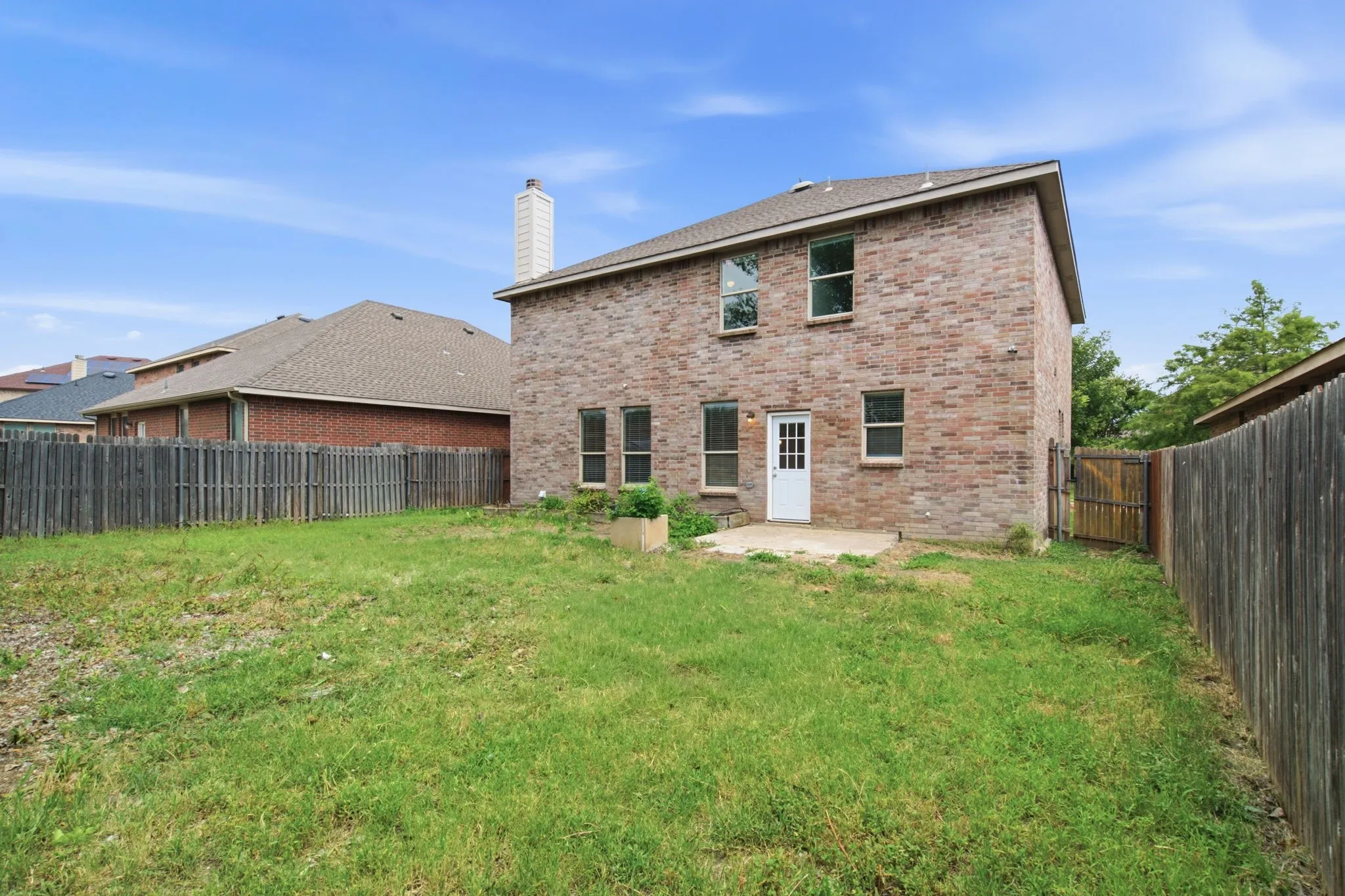 Single Family Residence For Sale in Tarrant County , 5833 Fantail Drive, Fort Worth, Texas 76179, 3 Bedroom, 3 Bathroom, 2 Garage spaces, 2,535 Sqft, built in 2009, mls#21314104, Real Estate Agent in Fort Worth, Homes For Sale in Tarrant county, Homes For Sale in Fort Worth, Realtor in Fort Worth Texas, Real Estate Brokerage Independent Realty Texas, Luminita Cordes Realtor