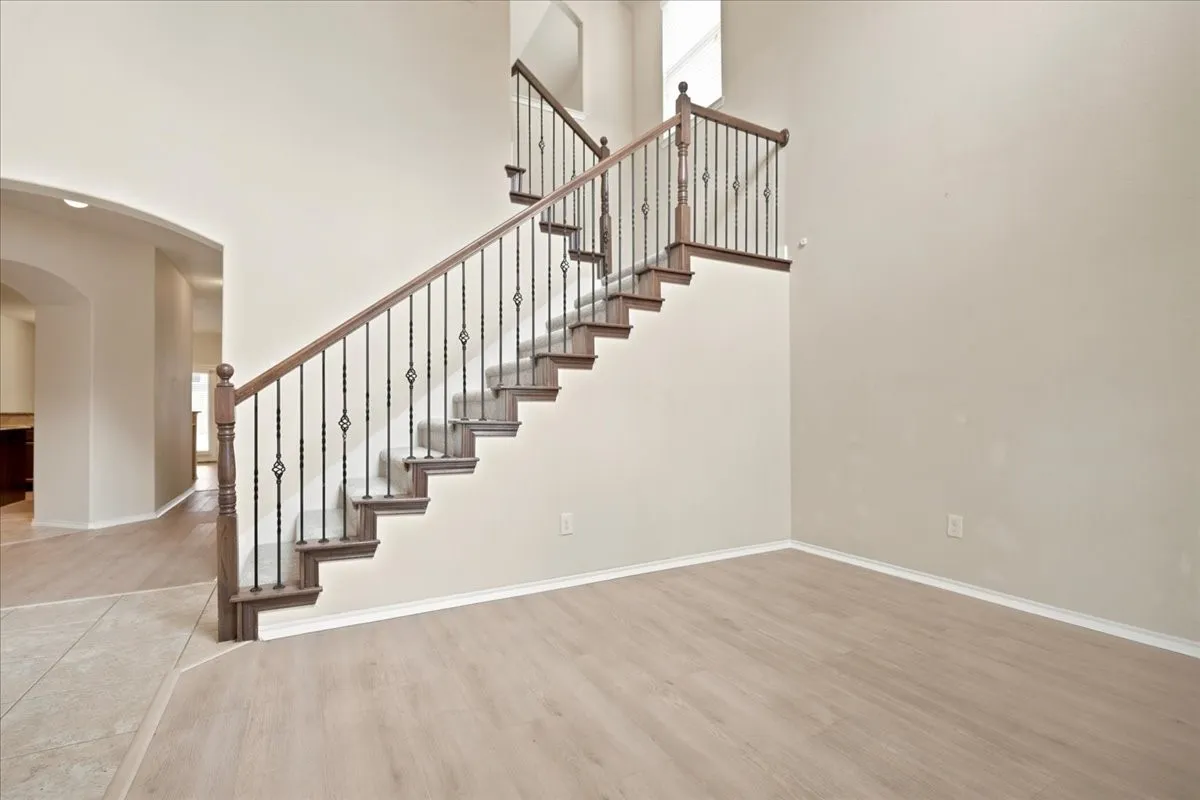 Single Family Residence For Sale in Denton County , 5611 Coventry Drive, Prosper, Texas 75078, 4 Bedroom, 3 Bathroom, 2 Garage spaces, 2,928 Sqft, built in 2014, mls#21314044, Real Estate Agent in Prosper, Homes For Sale in Denton county, Homes For Sale in Prosper, Realtor in Prosper Texas, Real Estate Brokerage Independent Realty Texas, Luminita Cordes Realtor