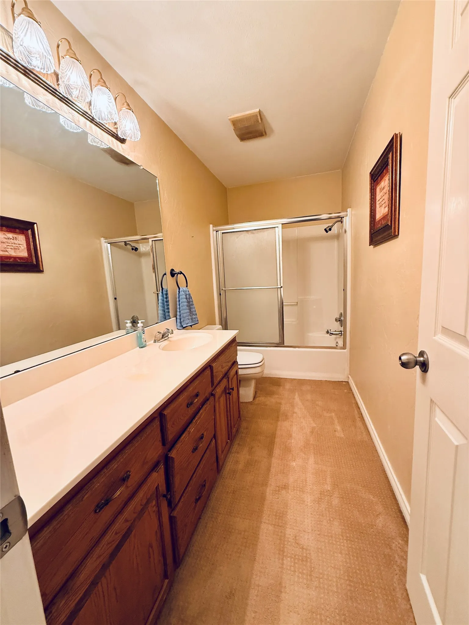 Single Family Residence For Sale in Hopkins County , 1429 Brandy Circle, Sulphur Springs, Texas 75482, 4 Bedroom, 3 Bathroom, 2 Garage spaces, 2,630 Sqft, built in 1992, mls#21280956, Real Estate Agent in Sulphur Springs, Homes For Sale in Hopkins county, Homes For Sale in Sulphur Springs, Realtor in Sulphur Springs Texas, Real Estate Brokerage Independent Realty Texas, Luminita Cordes Realtor