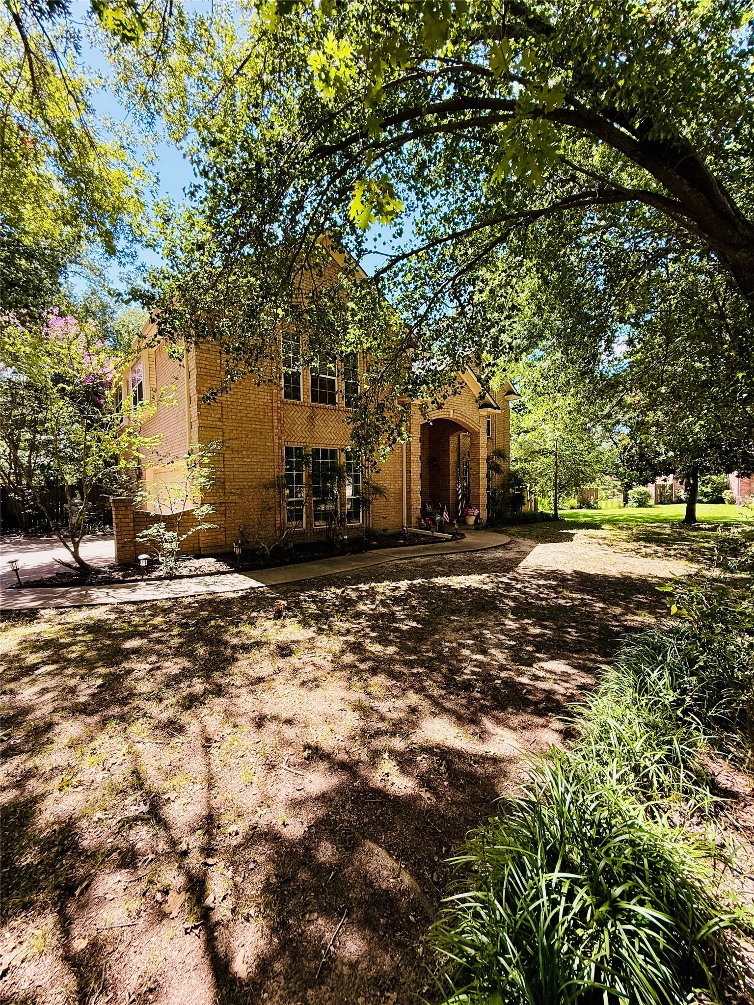 Single Family Residence For Sale in Hopkins County , 1429 Brandy Circle, Sulphur Springs, Texas 75482, 4 Bedroom, 3 Bathroom, 2 Garage spaces, 2,630 Sqft, built in 1992, mls#21280956, Real Estate Agent in Sulphur Springs, Homes For Sale in Hopkins county, Homes For Sale in Sulphur Springs, Realtor in Sulphur Springs Texas, Real Estate Brokerage Independent Realty Texas, Luminita Cordes Realtor