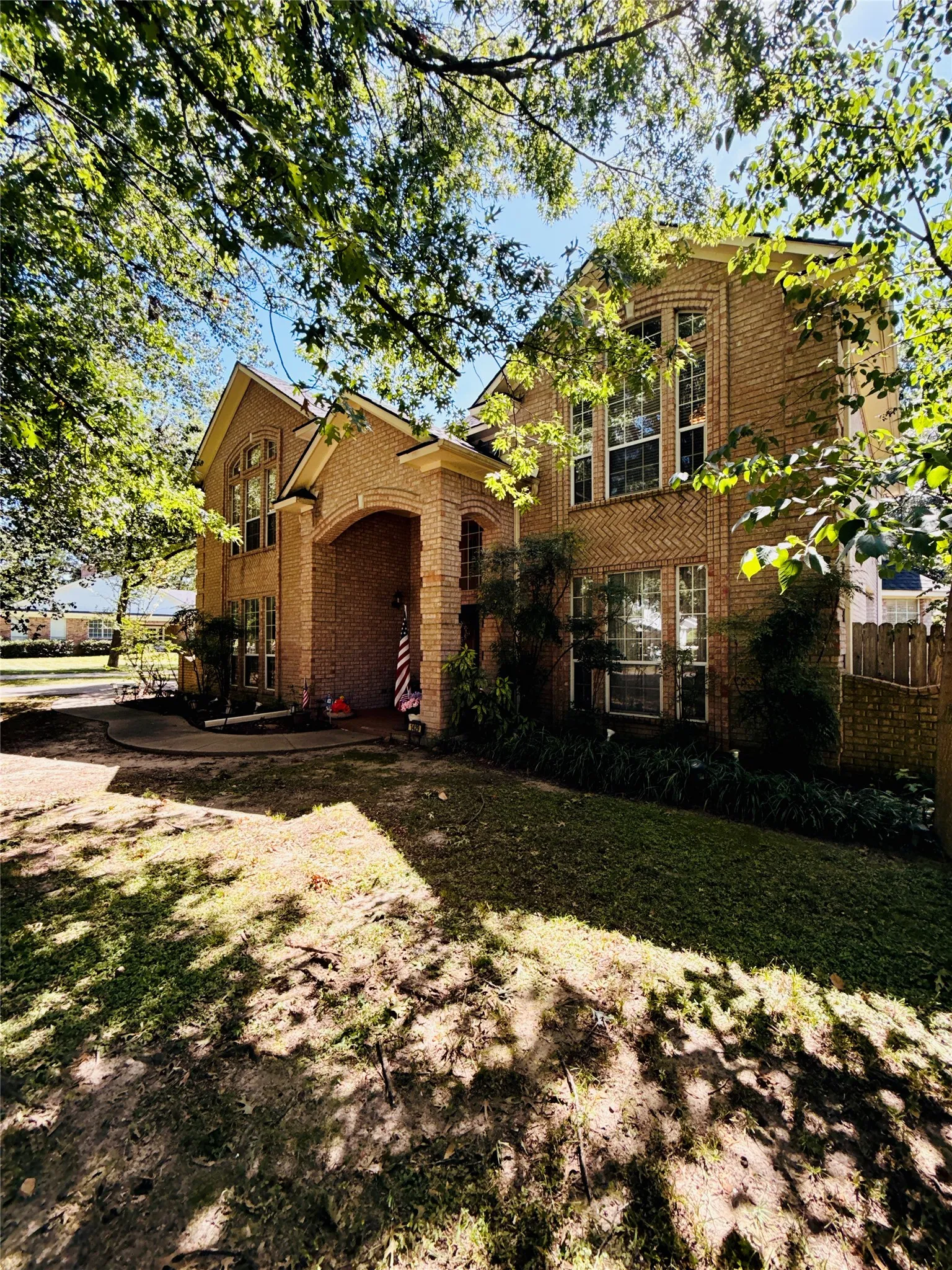 Single Family Residence For Sale in Hopkins County , 1429 Brandy Circle, Sulphur Springs, Texas 75482, 4 Bedroom, 3 Bathroom, 2 Garage spaces, 2,630 Sqft, built in 1992, mls#21280956, Real Estate Agent in Sulphur Springs, Homes For Sale in Hopkins county, Homes For Sale in Sulphur Springs, Realtor in Sulphur Springs Texas, Real Estate Brokerage Independent Realty Texas, Luminita Cordes Realtor