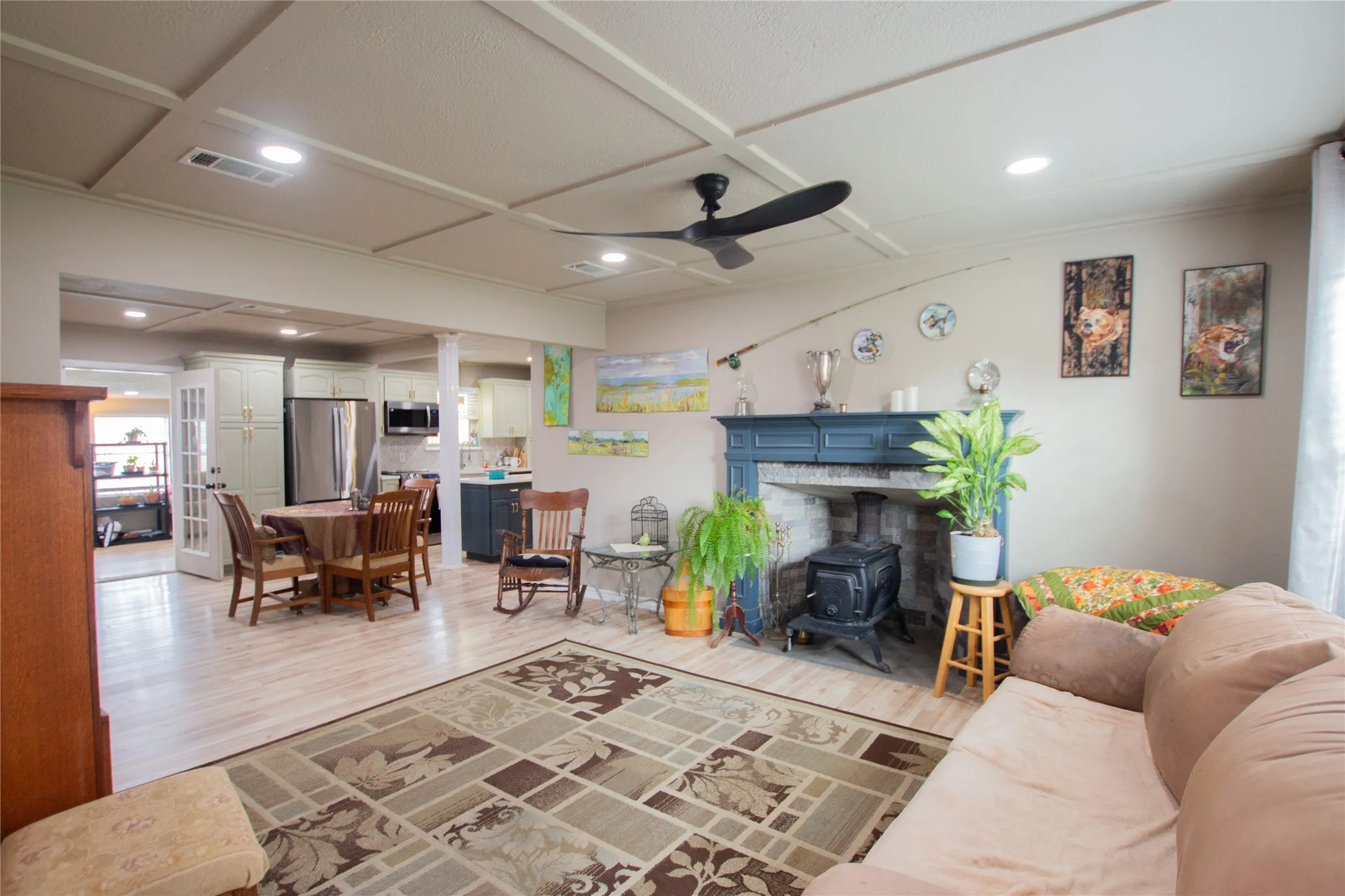 Single Family Residence For Sale in Rains County , 344 Egret Circle, East Tawakoni, Texas 75472, 4 Bedroom, 3 Bathroom, 2 Garage spaces, 1,329 Sqft, built in 1988, mls#21314111, Real Estate Agent in East Tawakoni, Homes For Sale in Rains county, Homes For Sale in East Tawakoni, Realtor in East Tawakoni Texas, Real Estate Brokerage Independent Realty Texas, Luminita Cordes Realtor