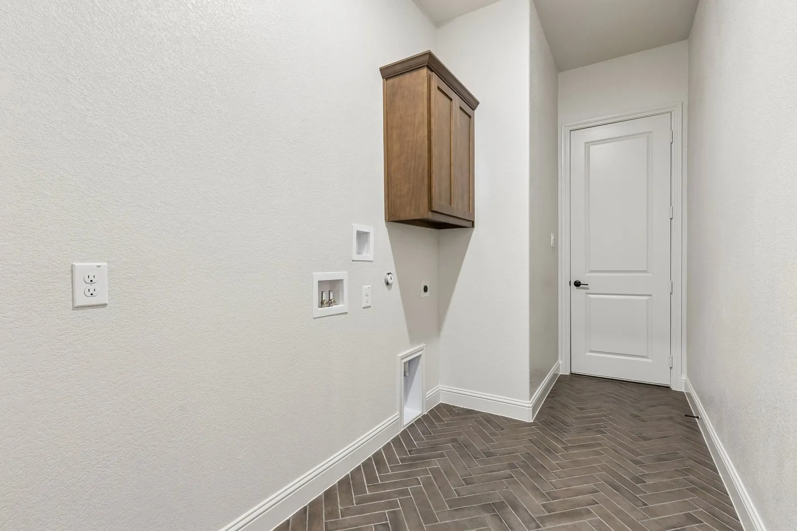 Single Family Residence For Sale in Johnson County , 5001 Valley View Drive, Joshua, Texas 76058, 4 Bedroom, 3 Bathroom, 3 Garage spaces, 2,572 Sqft, built in 2026, mls#21314054, Real Estate Agent in Joshua, Homes For Sale in Johnson county, Homes For Sale in Joshua, Realtor in Joshua Texas, Real Estate Brokerage Independent Realty Texas, Luminita Cordes Realtor