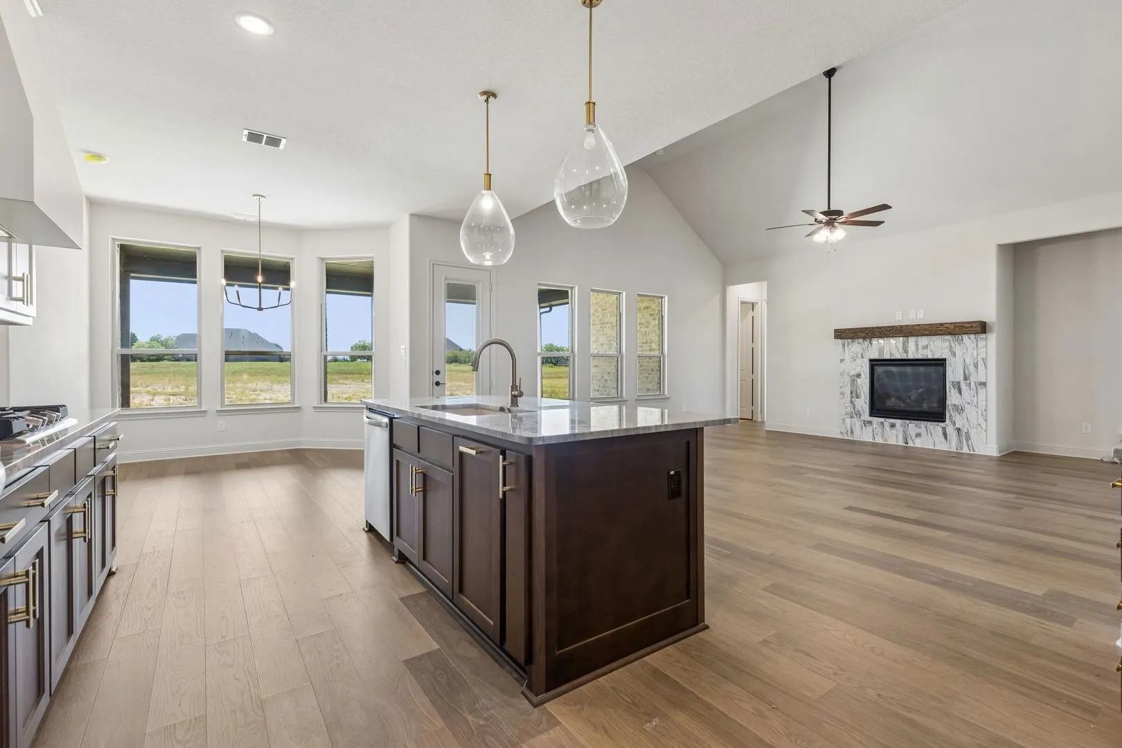 Single Family Residence For Sale in Johnson County , 5001 Valley View Drive, Joshua, Texas 76058, 4 Bedroom, 3 Bathroom, 3 Garage spaces, 2,572 Sqft, built in 2026, mls#21314054, Real Estate Agent in Joshua, Homes For Sale in Johnson county, Homes For Sale in Joshua, Realtor in Joshua Texas, Real Estate Brokerage Independent Realty Texas, Luminita Cordes Realtor