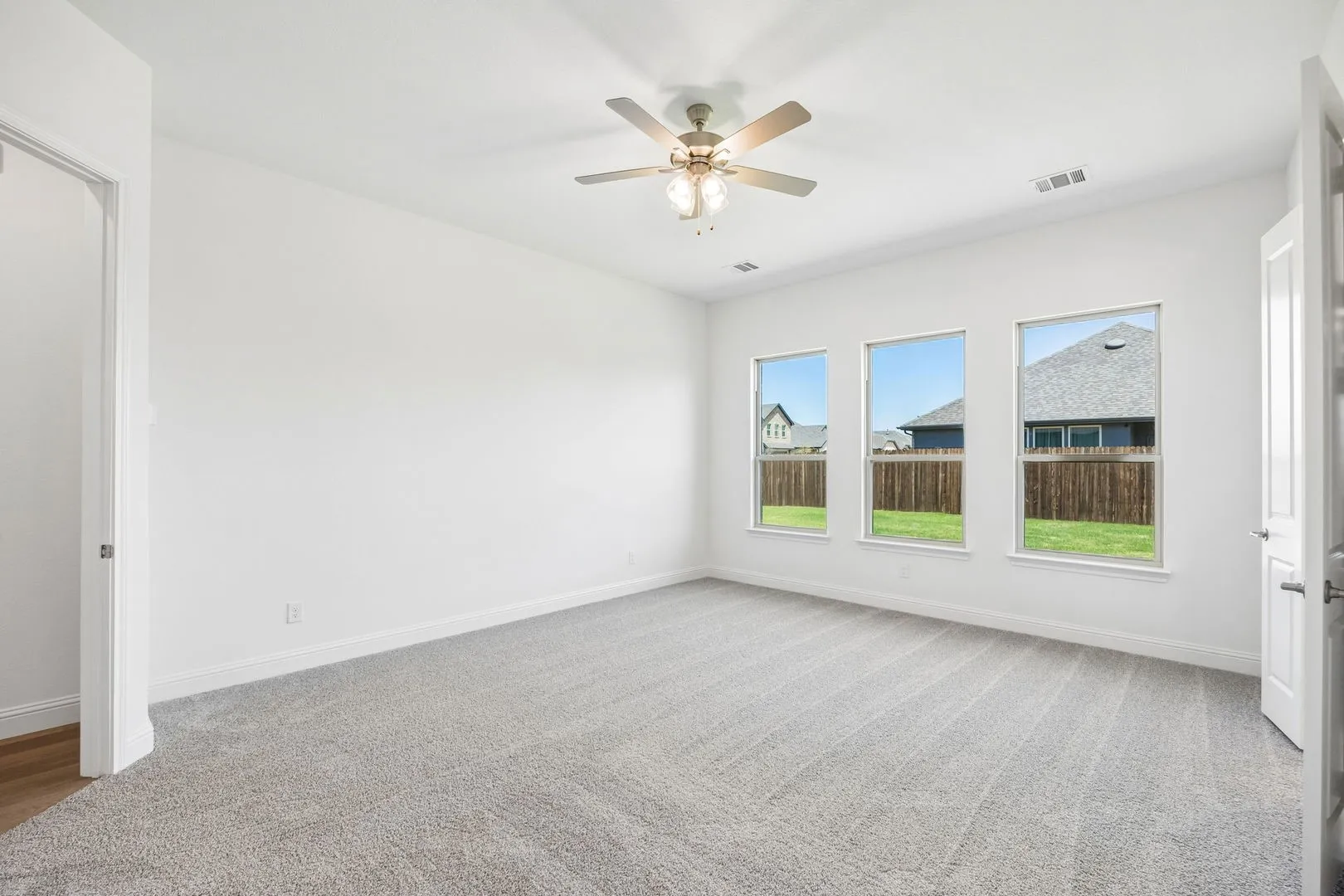 Single Family Residence For Sale in Ellis County , 432 Wabash Drive, Waxahachie, Texas 75167, 4 Bedroom, 3 Bathroom, 2 Garage spaces, 2,636 Sqft, built in 2026, mls#21314059, Real Estate Agent in Waxahachie, Homes For Sale in Ellis county, Homes For Sale in Waxahachie, Realtor in Waxahachie Texas, Real Estate Brokerage Independent Realty Texas, Luminita Cordes Realtor
