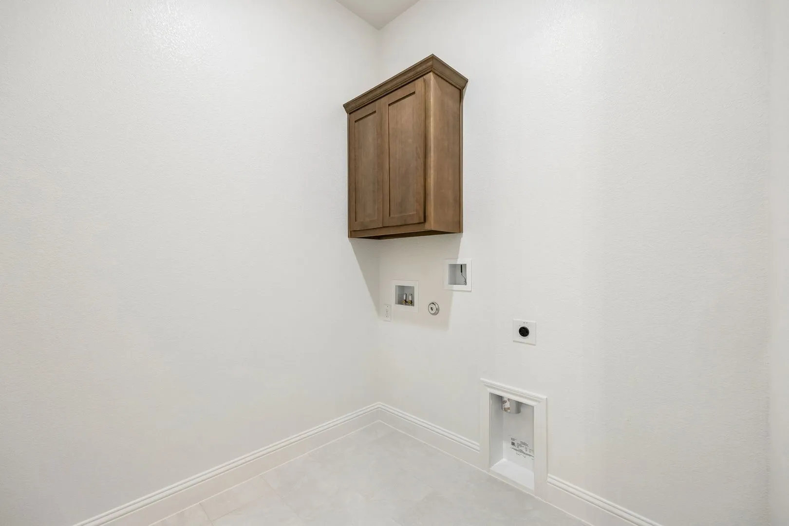 Single Family Residence For Sale in Ellis County , 432 Wabash Drive, Waxahachie, Texas 75167, 4 Bedroom, 3 Bathroom, 2 Garage spaces, 2,636 Sqft, built in 2026, mls#21314059, Real Estate Agent in Waxahachie, Homes For Sale in Ellis county, Homes For Sale in Waxahachie, Realtor in Waxahachie Texas, Real Estate Brokerage Independent Realty Texas, Luminita Cordes Realtor