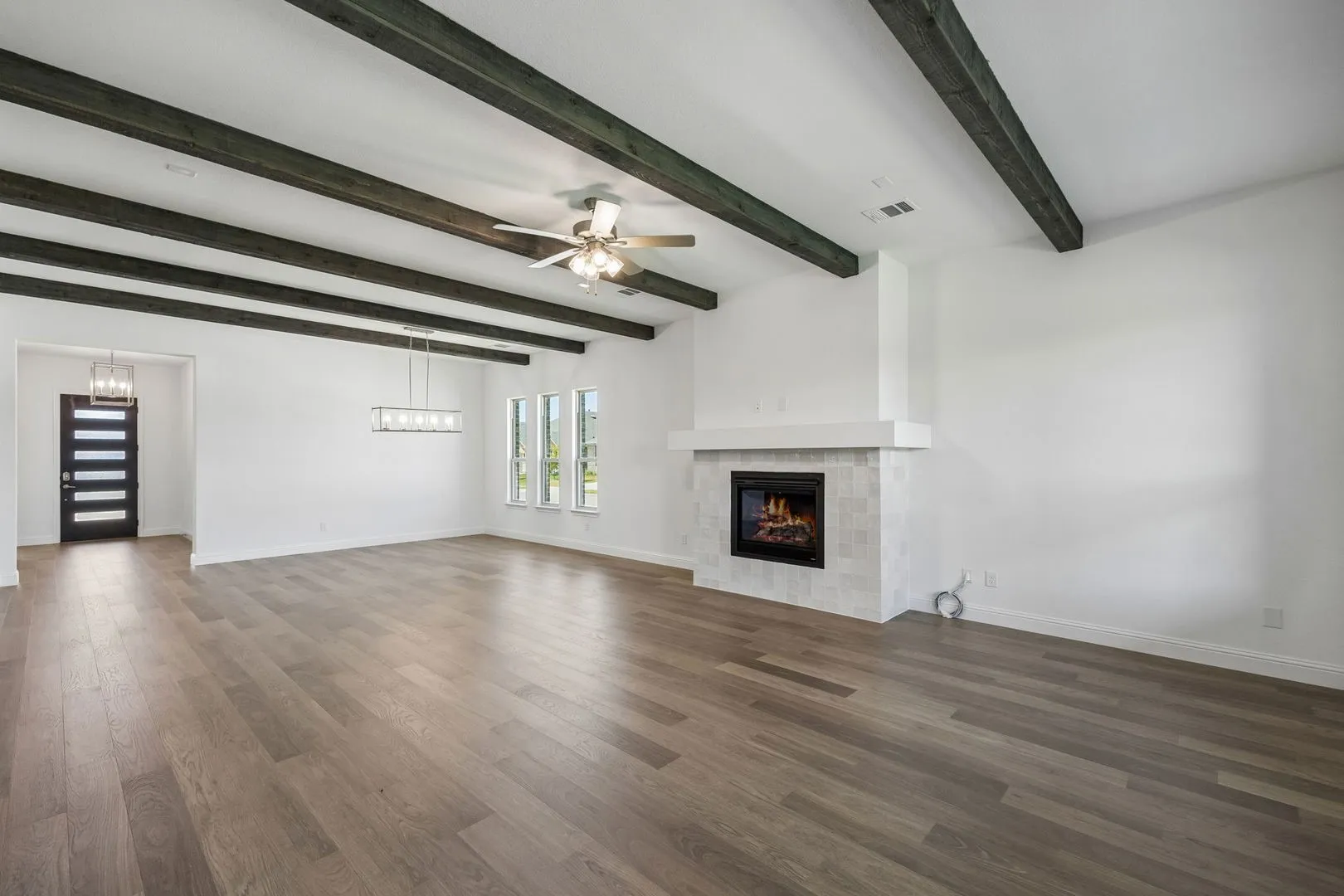 Single Family Residence For Sale in Ellis County , 432 Wabash Drive, Waxahachie, Texas 75167, 4 Bedroom, 3 Bathroom, 2 Garage spaces, 2,636 Sqft, built in 2026, mls#21314059, Real Estate Agent in Waxahachie, Homes For Sale in Ellis county, Homes For Sale in Waxahachie, Realtor in Waxahachie Texas, Real Estate Brokerage Independent Realty Texas, Luminita Cordes Realtor