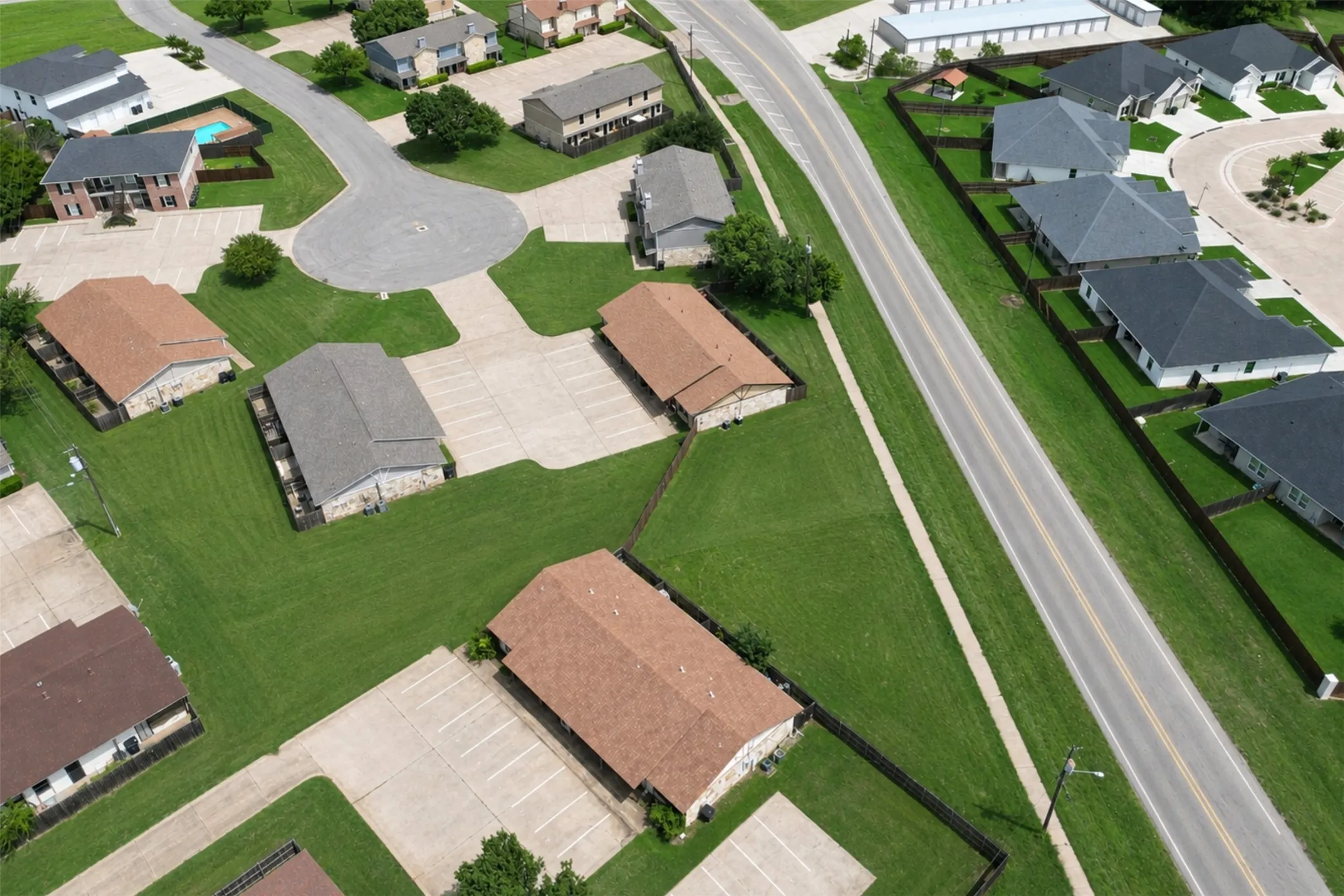 Quadruplex For Sale in Johnson County , 1411 Courtney Place, Cleburne, Texas 76033, 4 Bedroom, 4 Bathroom, Garage spaces, 0 Sqft, built in 1984, mls#21309199, Real Estate Agent in Cleburne, Homes For Sale in Johnson county, Homes For Sale in Cleburne, Realtor in Cleburne Texas, Real Estate Brokerage Independent Realty Texas, Luminita Cordes Realtor