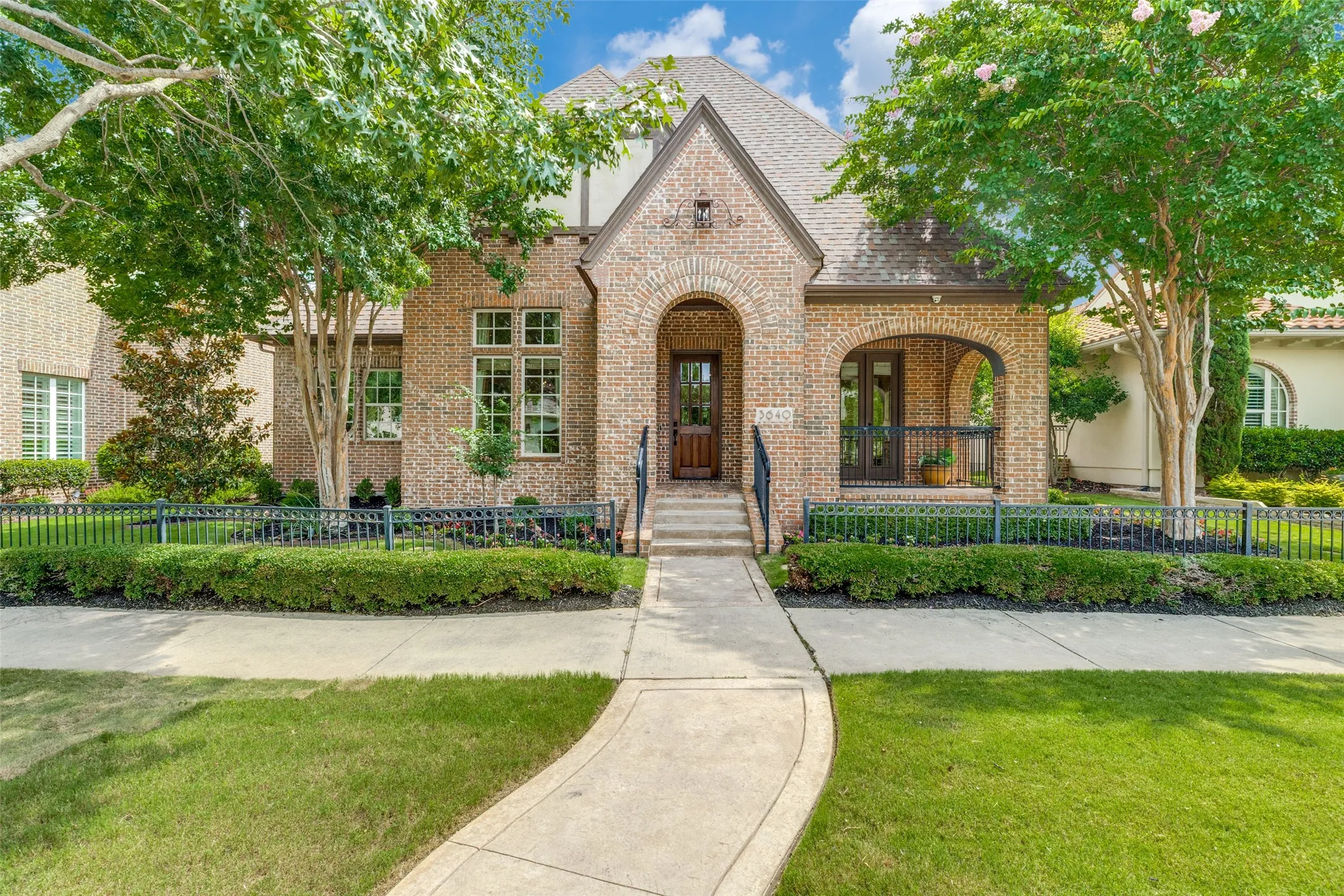 Single Family Residence For Sale in Denton County , 3640 San Gabriel Avenue, Frisco, Texas 75033, 4 Bedroom, 4 Bathroom, 3 Garage spaces, 3,069 Sqft, built in 2012, mls#21308150, Real Estate Agent in Frisco, Homes For Sale in Denton county, Homes For Sale in Frisco, Realtor in Frisco Texas, Real Estate Brokerage Independent Realty Texas, Luminita Cordes Realtor