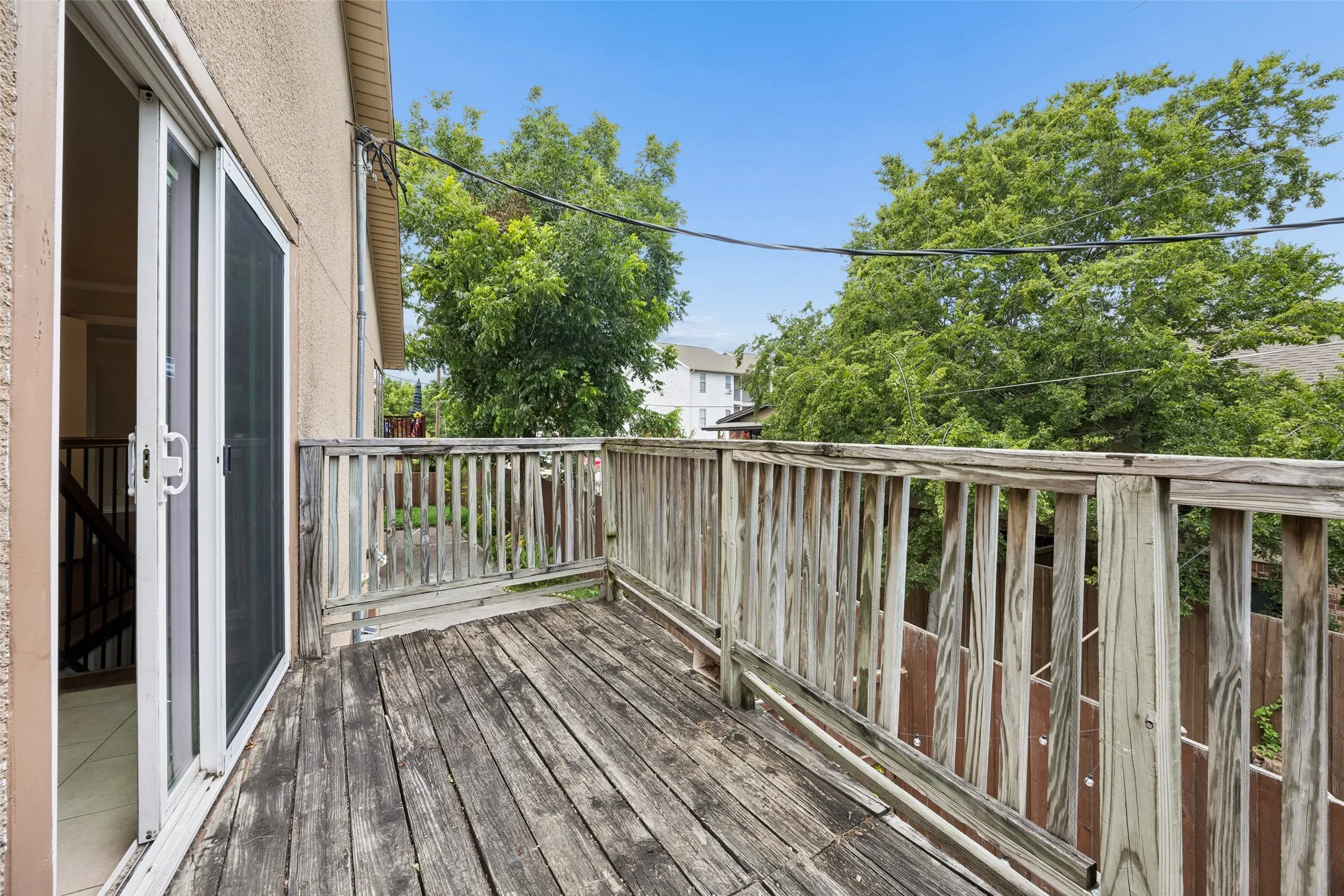 Condominium For Sale in Dallas County , 6503 Ridgecrest Road 109I, Dallas, Texas 75231, 1 Bedroom, 2 Bathroom, Garage spaces, 893 Sqft, built in 1980, mls#21310687, Real Estate Agent in Dallas, Homes For Sale in Dallas county, Homes For Sale in Dallas, Realtor in Dallas Texas, Real Estate Brokerage Independent Realty Texas, Luminita Cordes Realtor