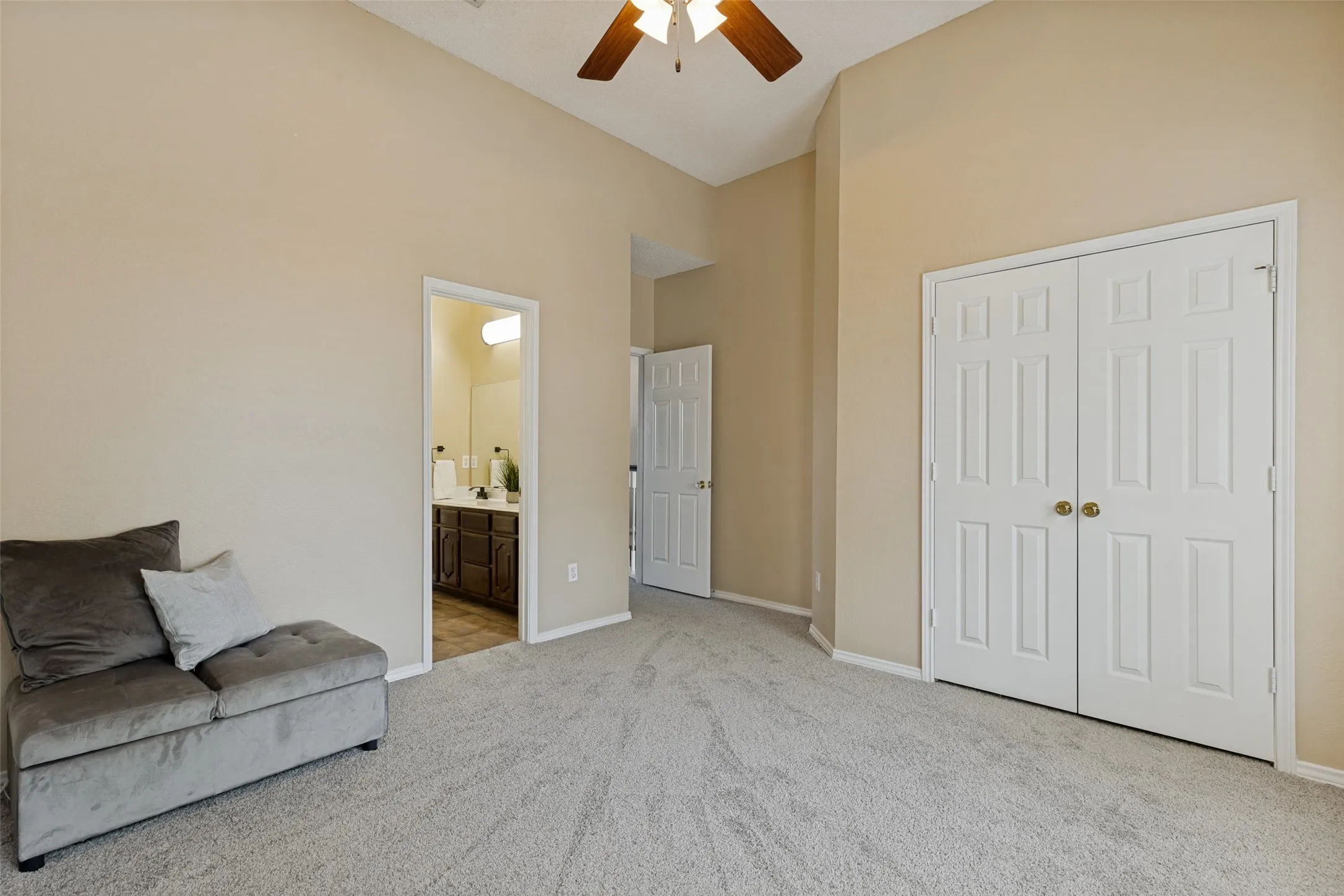 Single Family Residence For Sale in Collin County , 5604 Exeter Drive, Richardson, Texas 75082, 5 Bedroom, 4 Bathroom, 2 Garage spaces, 4,048 Sqft, built in 1992, mls#21310849, Real Estate Agent in Richardson, Homes For Sale in Collin county, Homes For Sale in Richardson, Realtor in Richardson Texas, Real Estate Brokerage Independent Realty Texas, Luminita Cordes Realtor