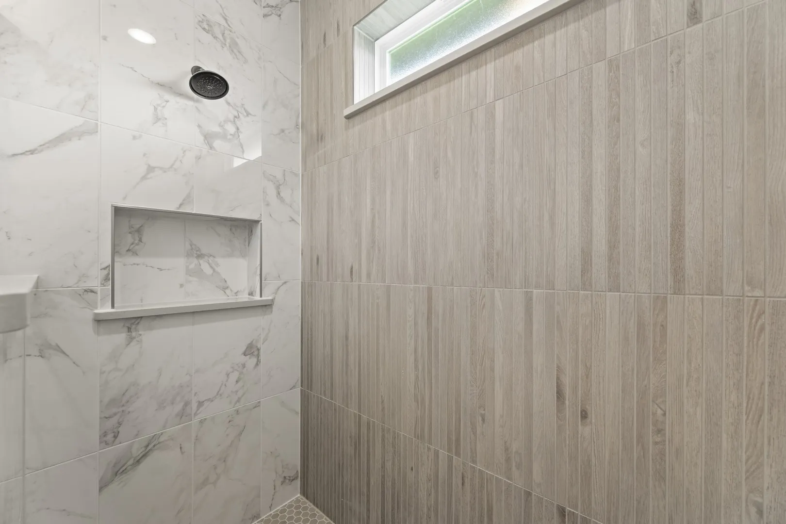 16_17. 2520 Honor - Bath (4)