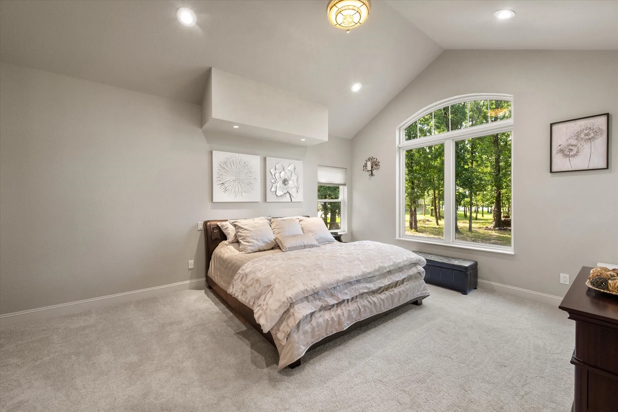 Single Family Residence For Sale in Navarro County , 930 Waters Edge Drive, Corsicana, Texas 75109, 3 Bedroom, 3 Bathroom, 3 Garage spaces, 3,138 Sqft, built in 2021, mls#21313833, Real Estate Agent in Corsicana, Homes For Sale in Navarro county, Homes For Sale in Corsicana, Realtor in Corsicana Texas, Real Estate Brokerage Independent Realty Texas, Luminita Cordes Realtor
