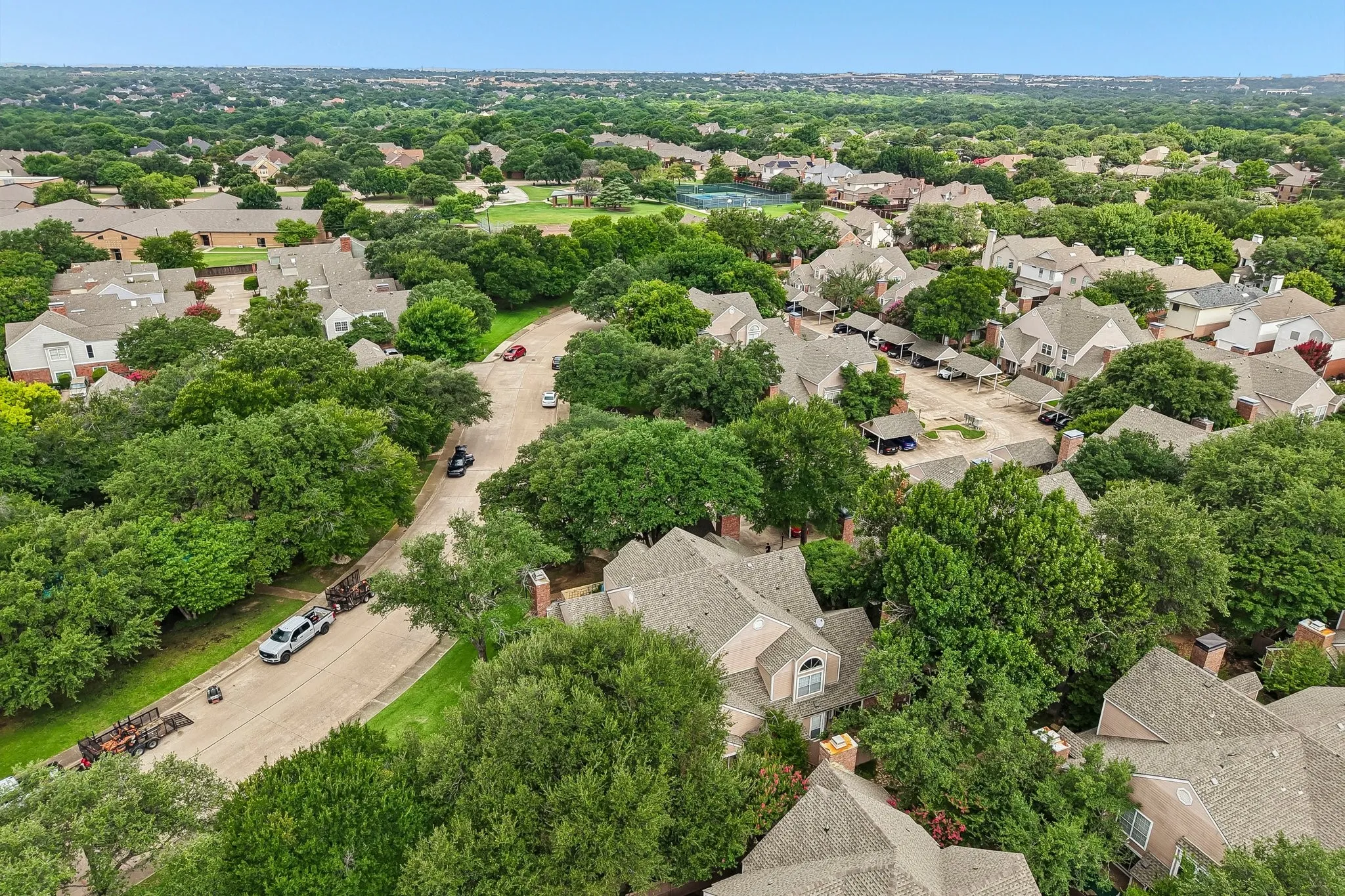 Condominium For Sale in Collin County , 17860 Windflower Way 1704, Dallas, Texas 75252, 2 Bedroom, 3 Bathroom, Garage spaces, 1,365 Sqft, built in 1985, mls#21309096, Real Estate Agent in Dallas, Homes For Sale in Collin county, Homes For Sale in Dallas, Realtor in Dallas Texas, Real Estate Brokerage Independent Realty Texas, Luminita Cordes Realtor
