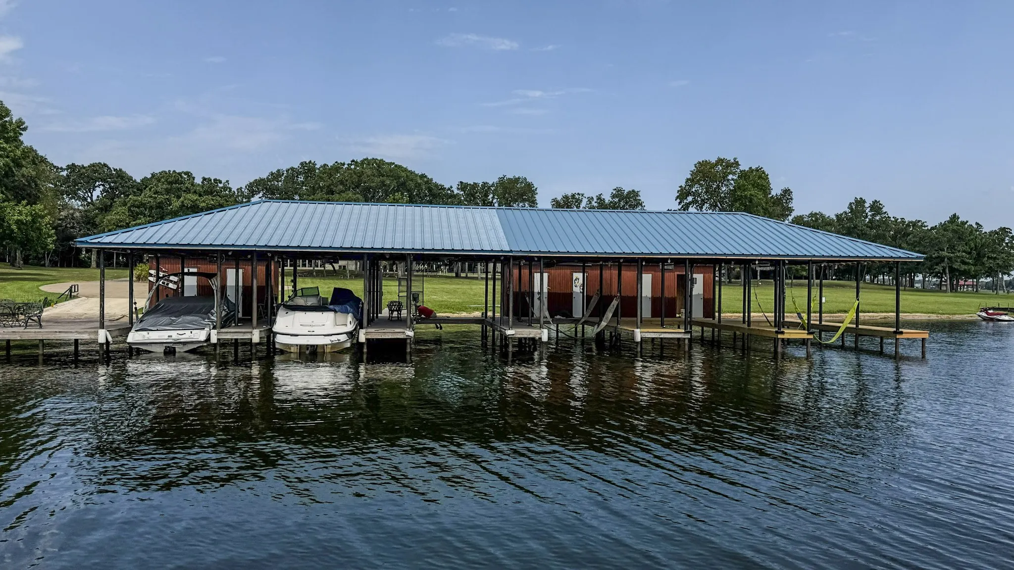 Single Family Residence For Sale in Henderson County , 8307 Charlya Drive, Athens, Texas 75752, 3 Bedroom, 2 Bathroom, 2 Garage spaces, 2,197 Sqft, built in 2023, mls#21309790, Real Estate Agent in Athens, Homes For Sale in Henderson county, Homes For Sale in Athens, Realtor in Athens Texas, Real Estate Brokerage Independent Realty Texas, Luminita Cordes Realtor