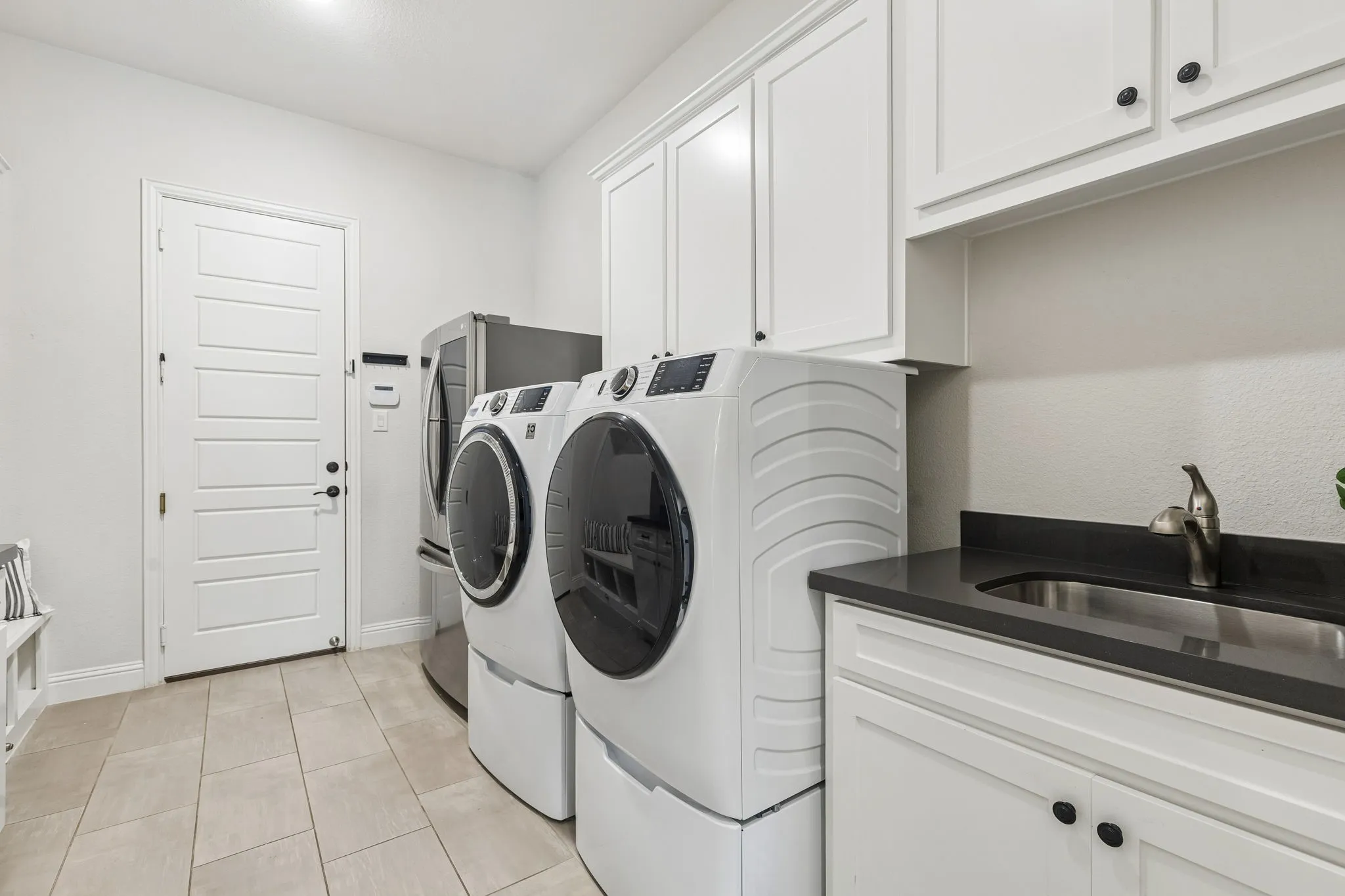 Single Family Residence For Sale in Collin County , 820 Shackleford Lane, Prosper, Texas 75078, 4 Bedroom, 5 Bathroom, 3 Garage spaces, 3,784 Sqft, built in 2019, mls#21313948, Real Estate Agent in Prosper, Homes For Sale in Collin county, Homes For Sale in Prosper, Realtor in Prosper Texas, Real Estate Brokerage Independent Realty Texas, Luminita Cordes Realtor