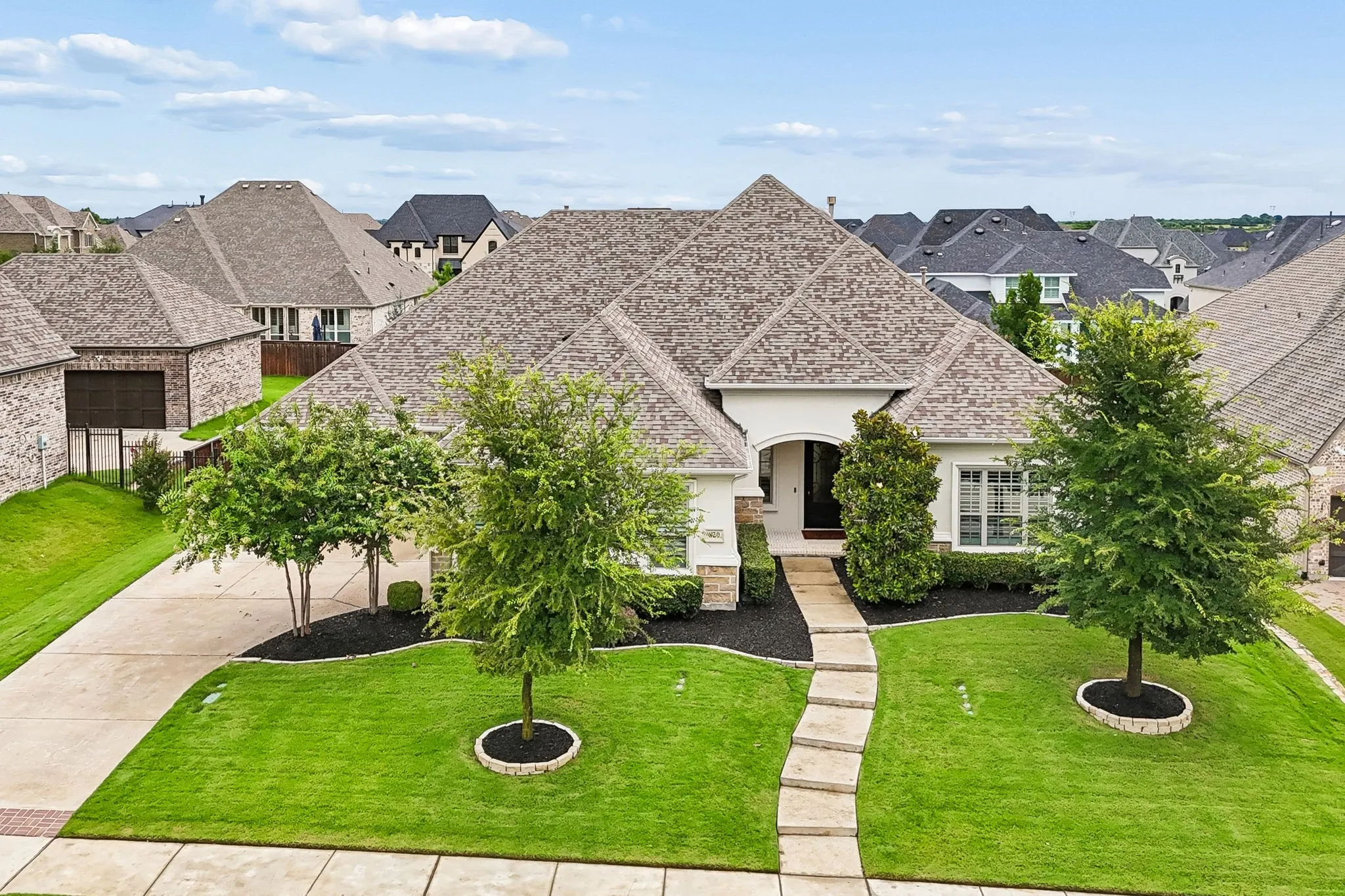 Single Family Residence For Sale in Collin County , 820 Shackleford Lane, Prosper, Texas 75078, 4 Bedroom, 5 Bathroom, 3 Garage spaces, 3,784 Sqft, built in 2019, mls#21313948, Real Estate Agent in Prosper, Homes For Sale in Collin county, Homes For Sale in Prosper, Realtor in Prosper Texas, Real Estate Brokerage Independent Realty Texas, Luminita Cordes Realtor