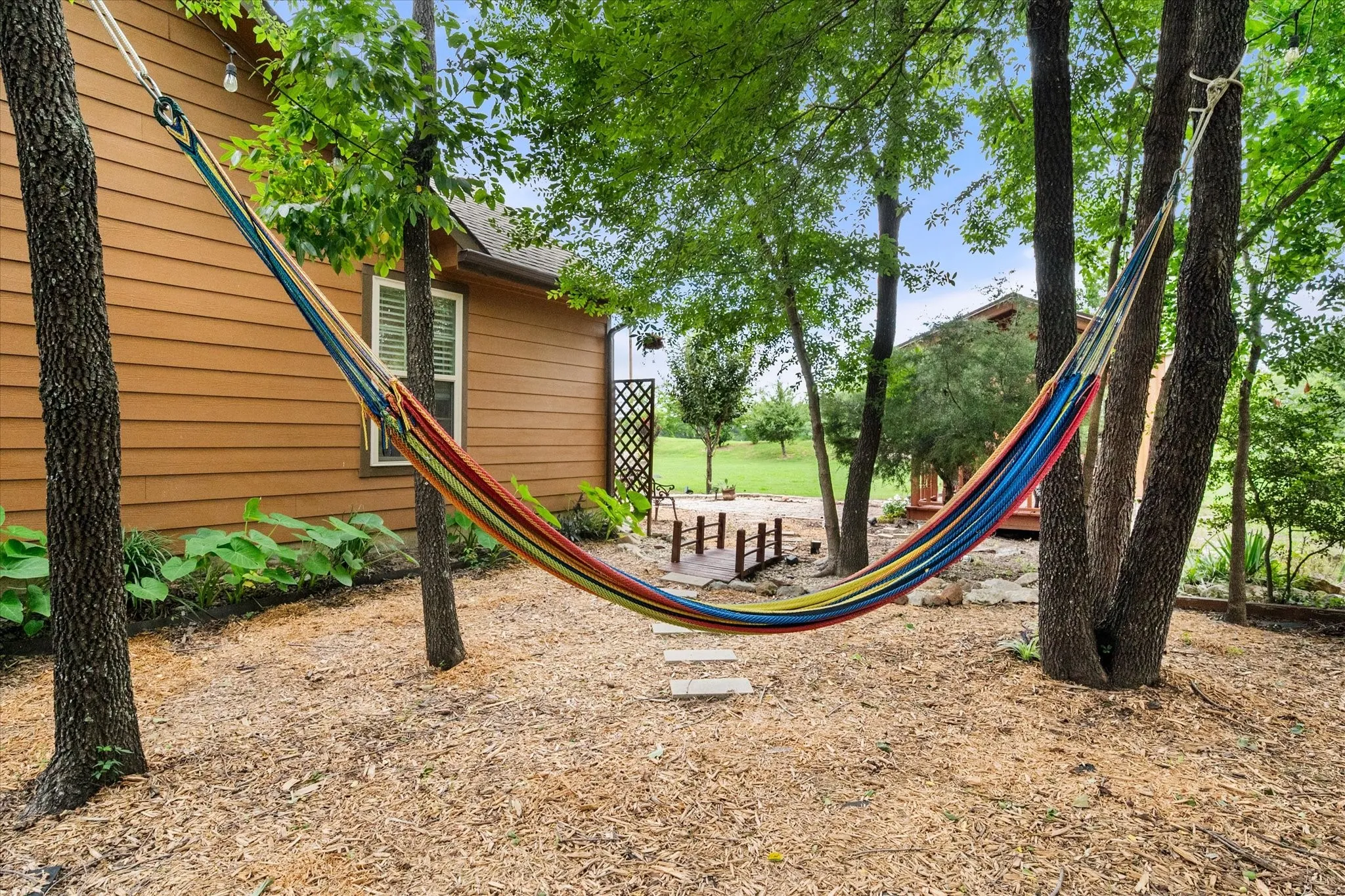 Single Family Residence For Sale in Navarro County , 123 Clubhouse Drive, Corsicana, Texas 75109, 3 Bedroom, 2 Bathroom, 2 Garage spaces, 1,948 Sqft, built in 2019, mls#21314243, Real Estate Agent in Corsicana, Homes For Sale in Navarro county, Homes For Sale in Corsicana, Realtor in Corsicana Texas, Real Estate Brokerage Independent Realty Texas, Luminita Cordes Realtor