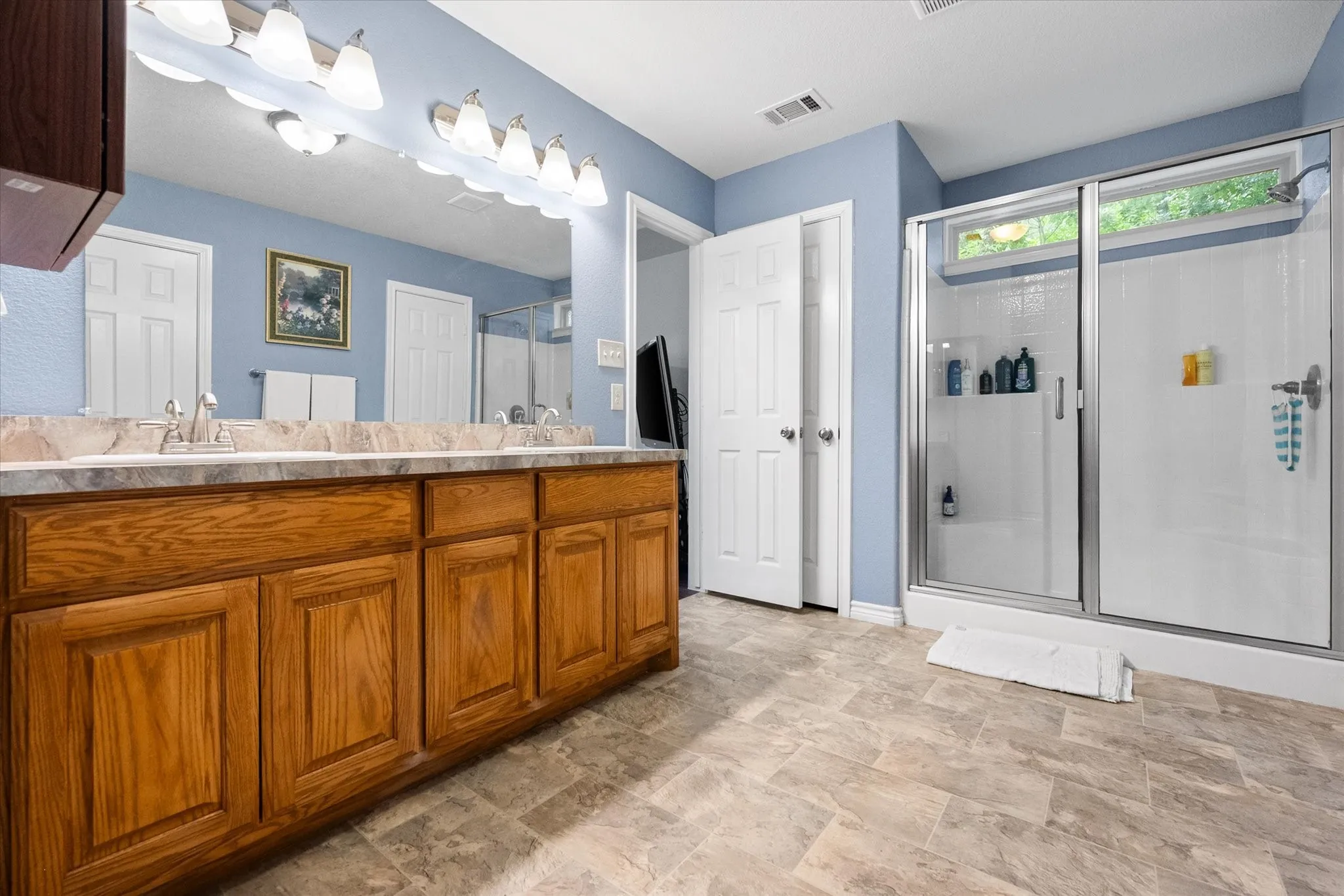 Single Family Residence For Sale in Navarro County , 123 Clubhouse Drive, Corsicana, Texas 75109, 3 Bedroom, 2 Bathroom, 2 Garage spaces, 1,948 Sqft, built in 2019, mls#21314243, Real Estate Agent in Corsicana, Homes For Sale in Navarro county, Homes For Sale in Corsicana, Realtor in Corsicana Texas, Real Estate Brokerage Independent Realty Texas, Luminita Cordes Realtor