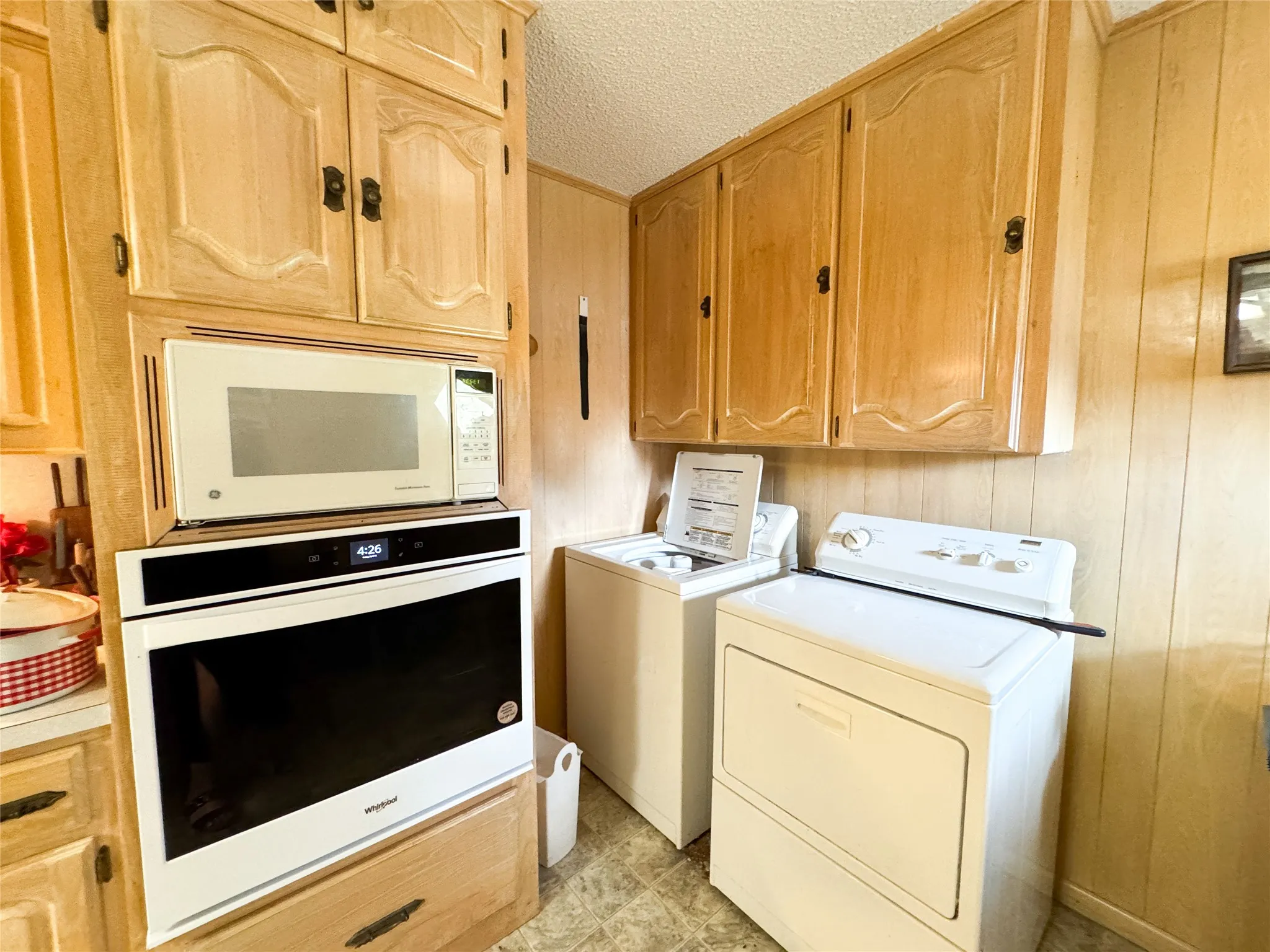 Single Family Residence For Sale in Haskell County , 918 N 6th Street, Haskell, Texas 79521, 2 Bedroom, 1 Bathroom, 2 Garage spaces, 1,070 Sqft, built in 1986, mls#21309620, Real Estate Agent in Haskell, Homes For Sale in Haskell county, Homes For Sale in Haskell, Realtor in Haskell Texas, Real Estate Brokerage Independent Realty Texas, Luminita Cordes Realtor