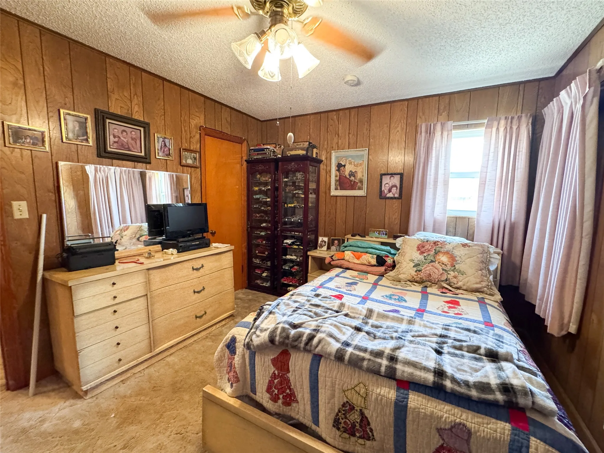 Single Family Residence For Sale in Haskell County , 918 N 6th Street, Haskell, Texas 79521, 2 Bedroom, 1 Bathroom, 2 Garage spaces, 1,070 Sqft, built in 1986, mls#21309620, Real Estate Agent in Haskell, Homes For Sale in Haskell county, Homes For Sale in Haskell, Realtor in Haskell Texas, Real Estate Brokerage Independent Realty Texas, Luminita Cordes Realtor