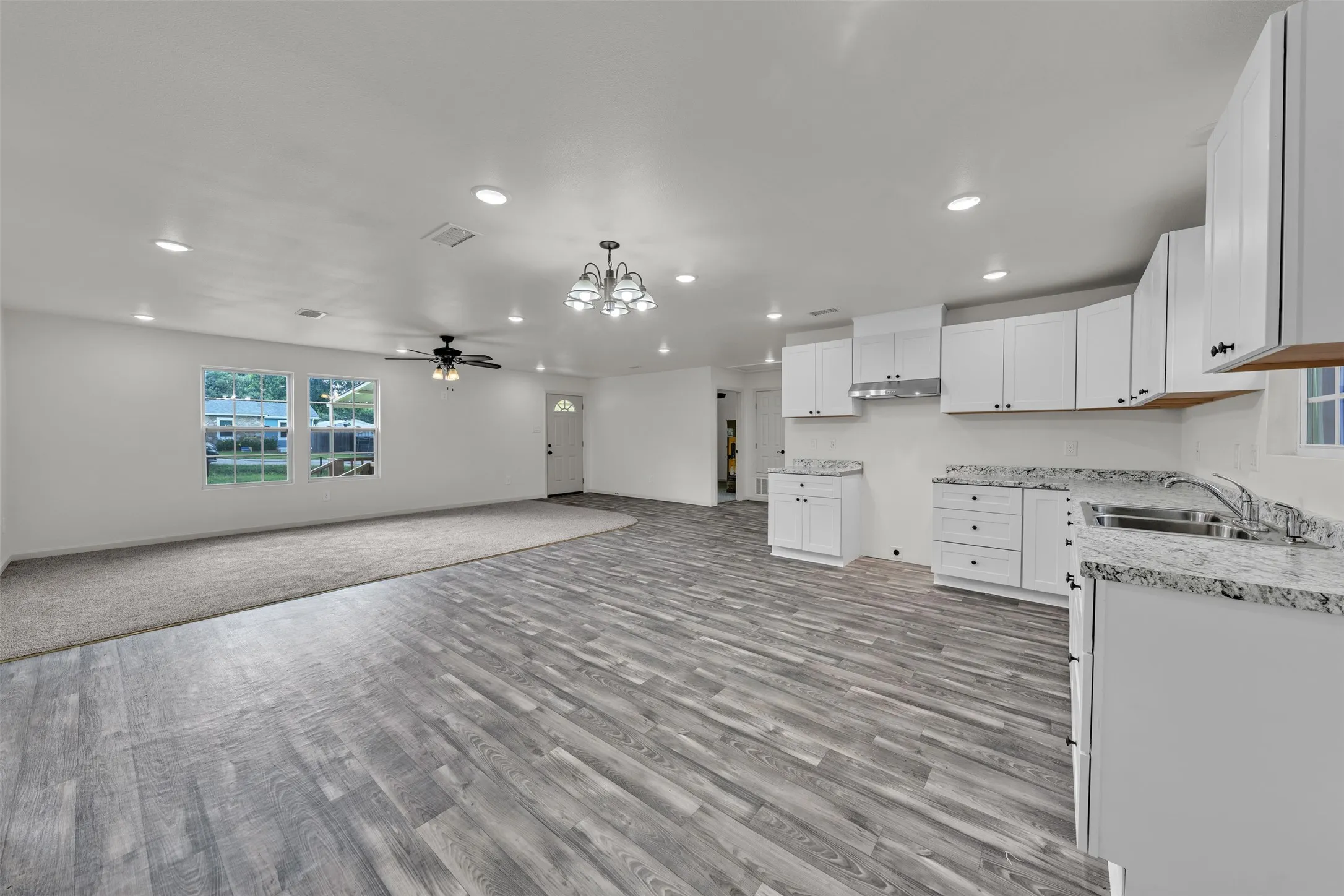 Single Family Residence For Sale in Tarrant County , 6410 Renwood Drive, Fort Worth, Texas 76140, 3 Bedroom, 2 Bathroom, Garage spaces, 1,400 Sqft, built in 1954, mls#21311797, Real Estate Agent in Fort Worth, Homes For Sale in Tarrant county, Homes For Sale in Fort Worth, Realtor in Fort Worth Texas, Real Estate Brokerage Independent Realty Texas, Luminita Cordes Realtor