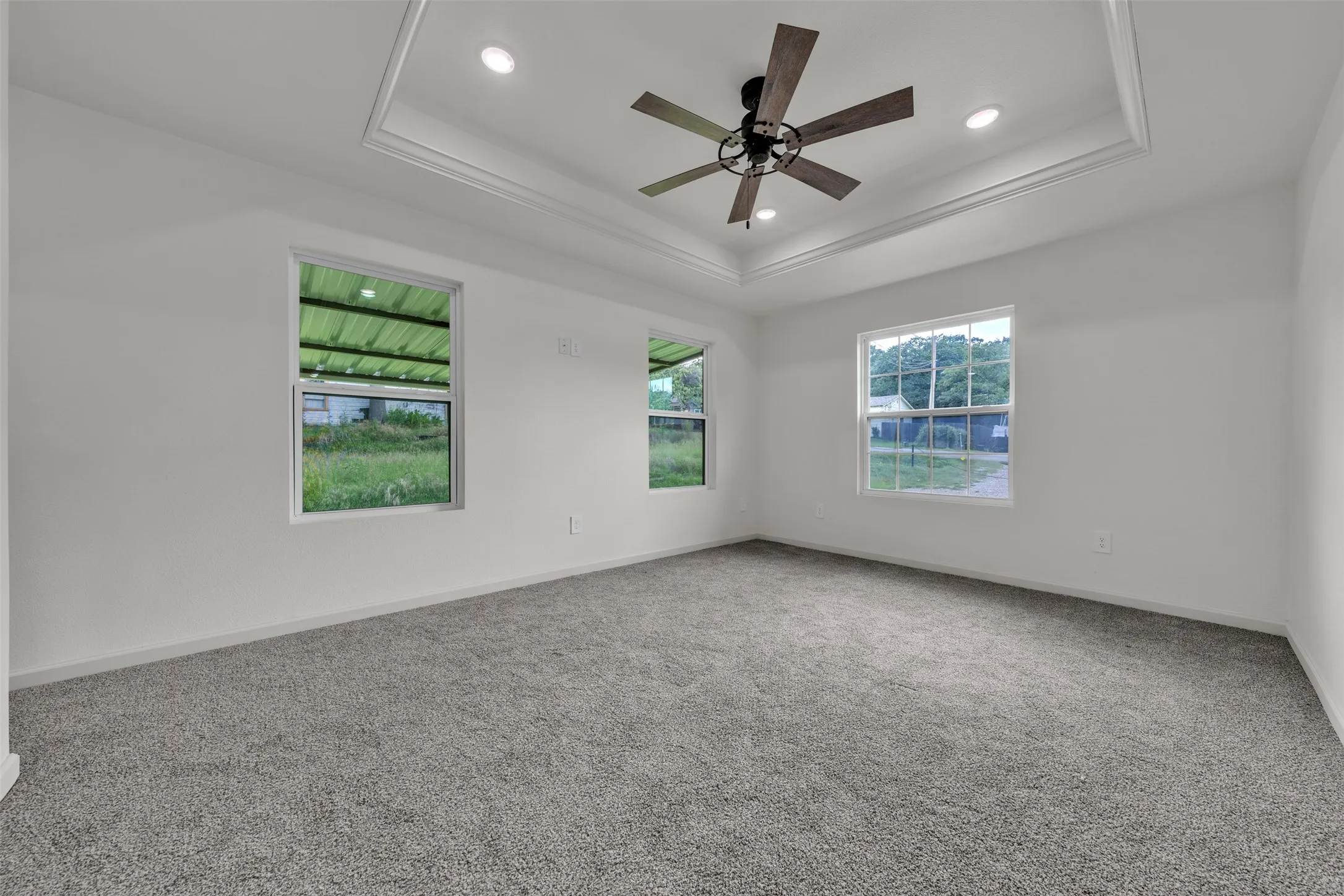 Single Family Residence For Sale in Tarrant County , 6410 Renwood Drive, Fort Worth, Texas 76140, 3 Bedroom, 2 Bathroom, Garage spaces, 1,400 Sqft, built in 1954, mls#21311797, Real Estate Agent in Fort Worth, Homes For Sale in Tarrant county, Homes For Sale in Fort Worth, Realtor in Fort Worth Texas, Real Estate Brokerage Independent Realty Texas, Luminita Cordes Realtor