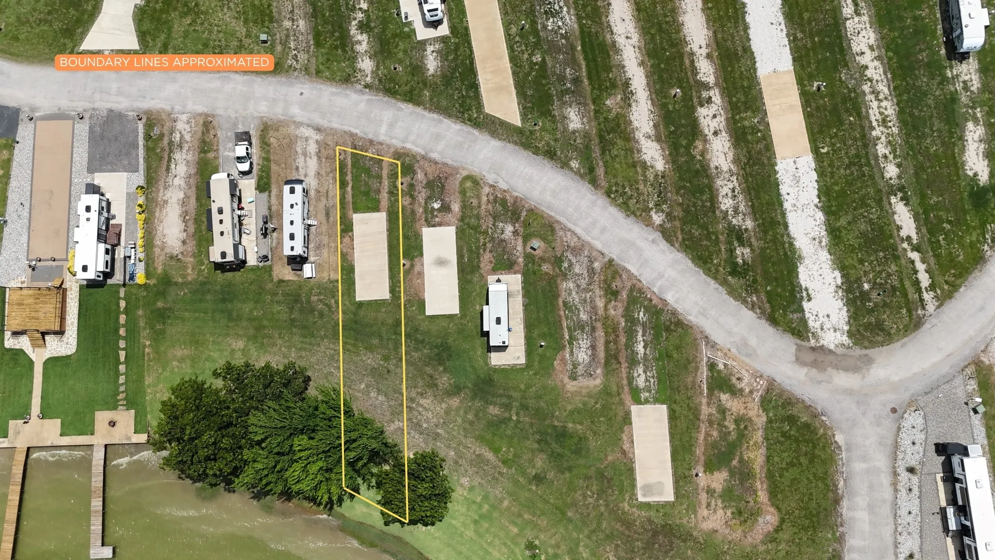 Overhead view with lot boundaries highlighted.