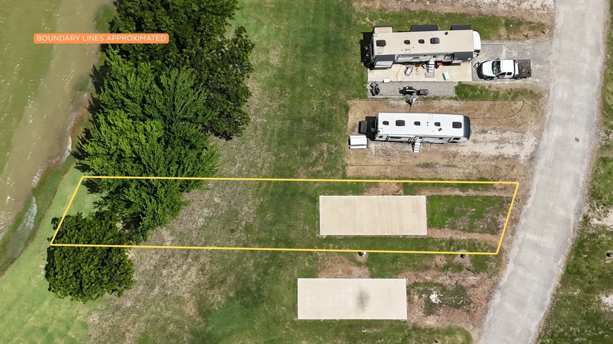 Overhead view with lot boundaries highlighted.