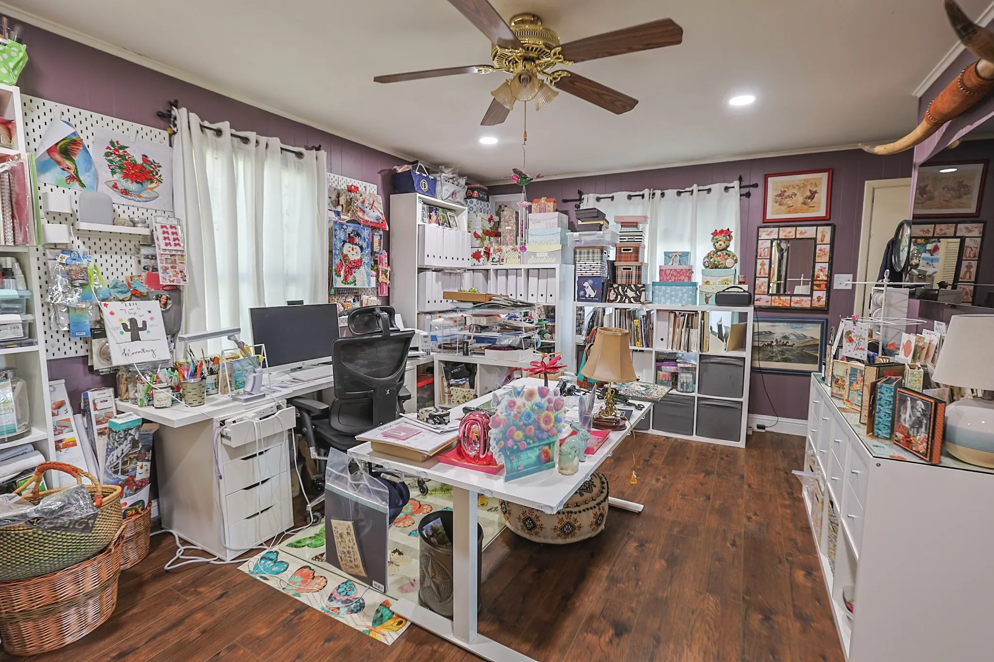 Single Family Residence For Sale in Palo Pinto County , 3661 S Highway 281, Mineral Wells, Texas 76067, 4 Bedroom, 2 Bathroom, Garage spaces, 2,420 Sqft, built in 1947, mls#21313745, Real Estate Agent in Mineral Wells, Homes For Sale in Palo Pinto county, Homes For Sale in Mineral Wells, Realtor in Mineral Wells Texas, Real Estate Brokerage Independent Realty Texas, Luminita Cordes Realtor