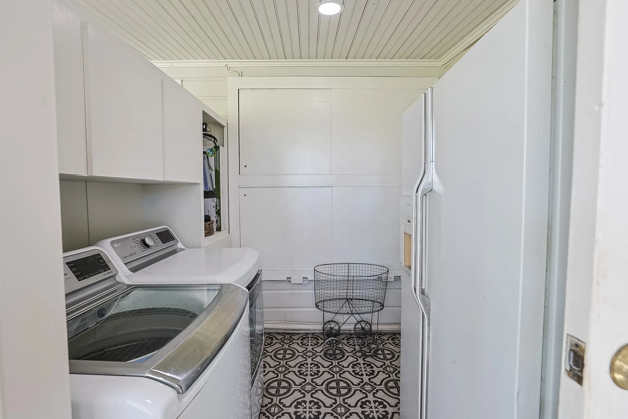 Single Family Residence For Sale in Palo Pinto County , 3661 S Highway 281, Mineral Wells, Texas 76067, 4 Bedroom, 2 Bathroom, Garage spaces, 2,420 Sqft, built in 1947, mls#21313745, Real Estate Agent in Mineral Wells, Homes For Sale in Palo Pinto county, Homes For Sale in Mineral Wells, Realtor in Mineral Wells Texas, Real Estate Brokerage Independent Realty Texas, Luminita Cordes Realtor