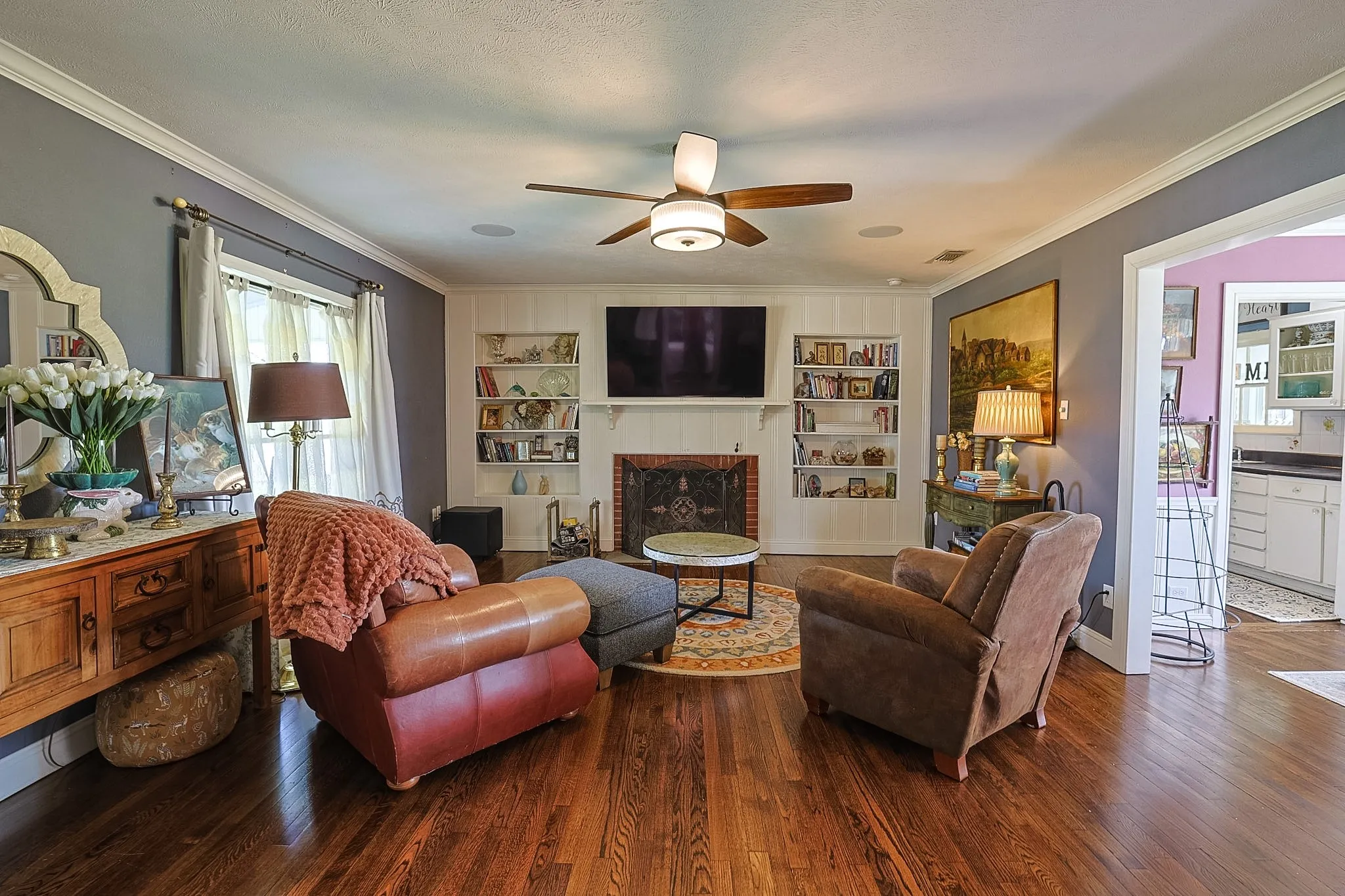 Single Family Residence For Sale in Palo Pinto County , 3661 S Highway 281, Mineral Wells, Texas 76067, 4 Bedroom, 2 Bathroom, Garage spaces, 2,420 Sqft, built in 1947, mls#21313745, Real Estate Agent in Mineral Wells, Homes For Sale in Palo Pinto county, Homes For Sale in Mineral Wells, Realtor in Mineral Wells Texas, Real Estate Brokerage Independent Realty Texas, Luminita Cordes Realtor