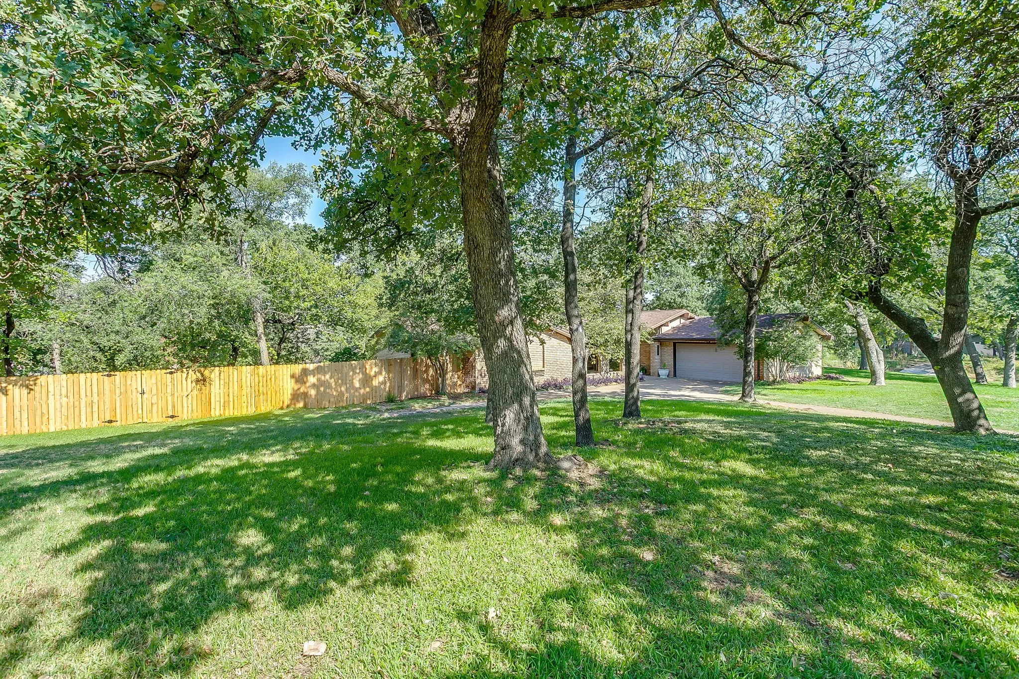 Corner Lot-Old Keller