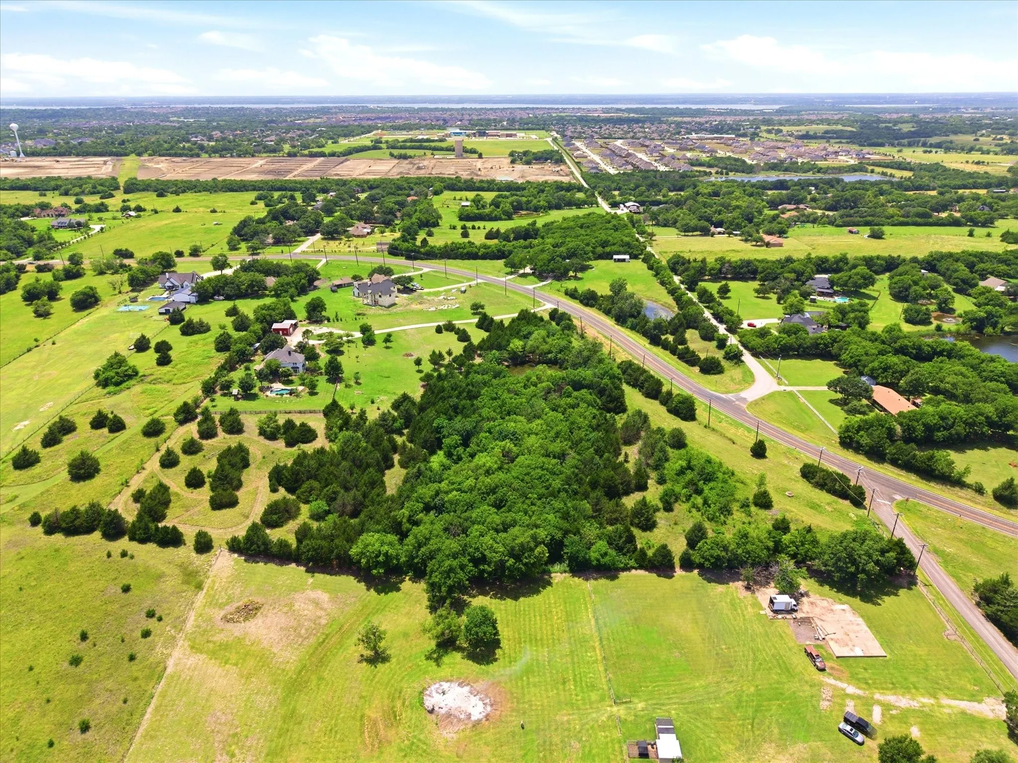 Longing for wide open space to build your dream home? Look no more!