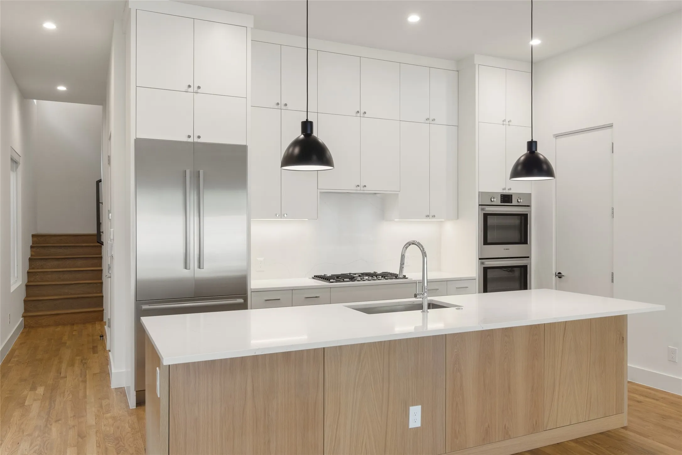 Duplex For Rent in Dallas County , 4420 Abbott Avenue, Dallas, Texas 75205, 3 Bedroom, 4 Bathroom, 2 Garage spaces, 3,716 Sqft, built in 2023, mls#21312954, Real Estate Agent in Dallas, Homes For Rent in Dallas county, Homes For Rent in Dallas, Realtor in Dallas Texas, Real Estate Brokerage Independent Realty Texas, Luminita Cordes Realtor