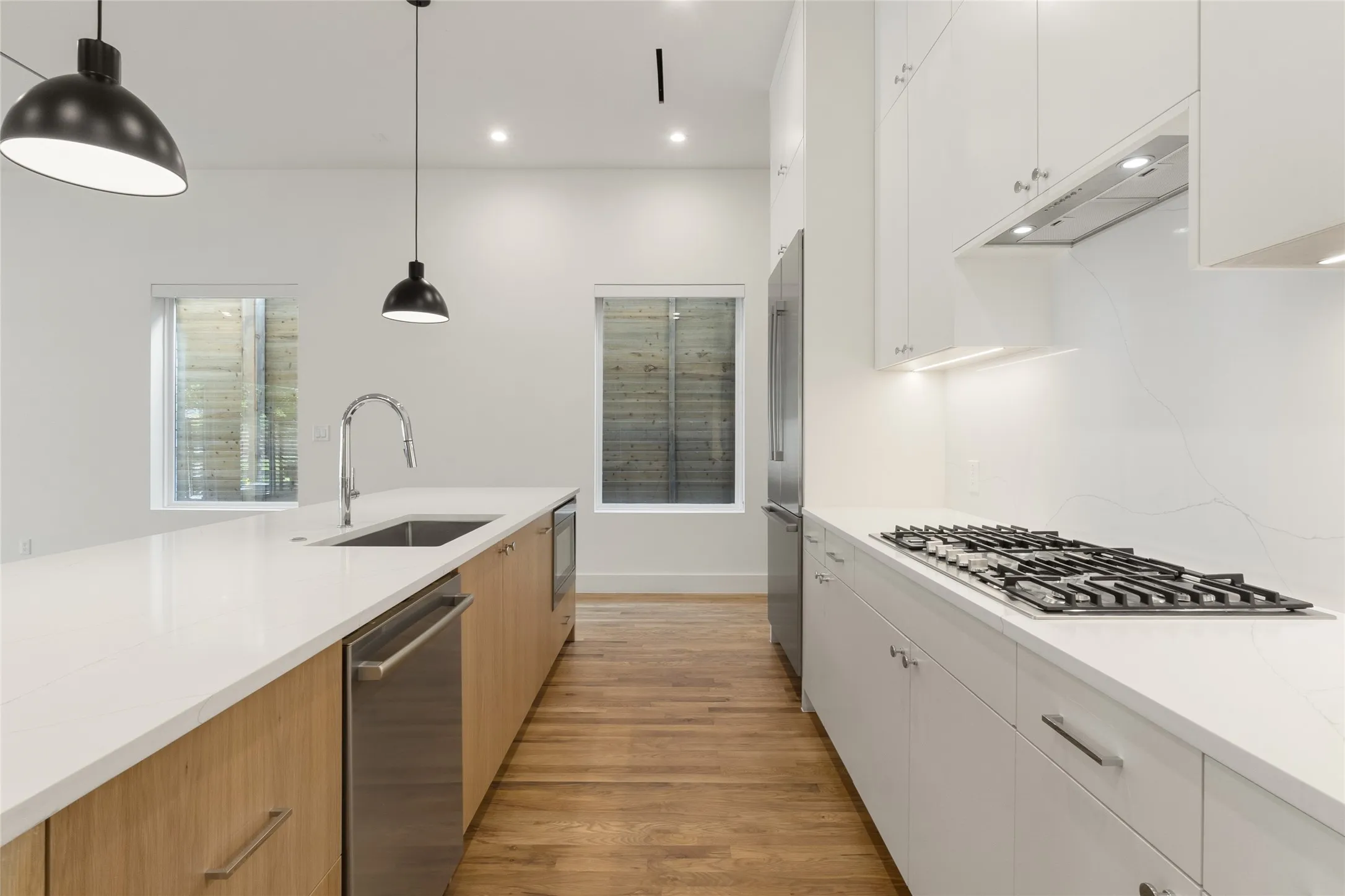 Duplex For Rent in Dallas County , 4420 Abbott Avenue, Dallas, Texas 75205, 3 Bedroom, 4 Bathroom, 2 Garage spaces, 3,716 Sqft, built in 2023, mls#21312954, Real Estate Agent in Dallas, Homes For Rent in Dallas county, Homes For Rent in Dallas, Realtor in Dallas Texas, Real Estate Brokerage Independent Realty Texas, Luminita Cordes Realtor