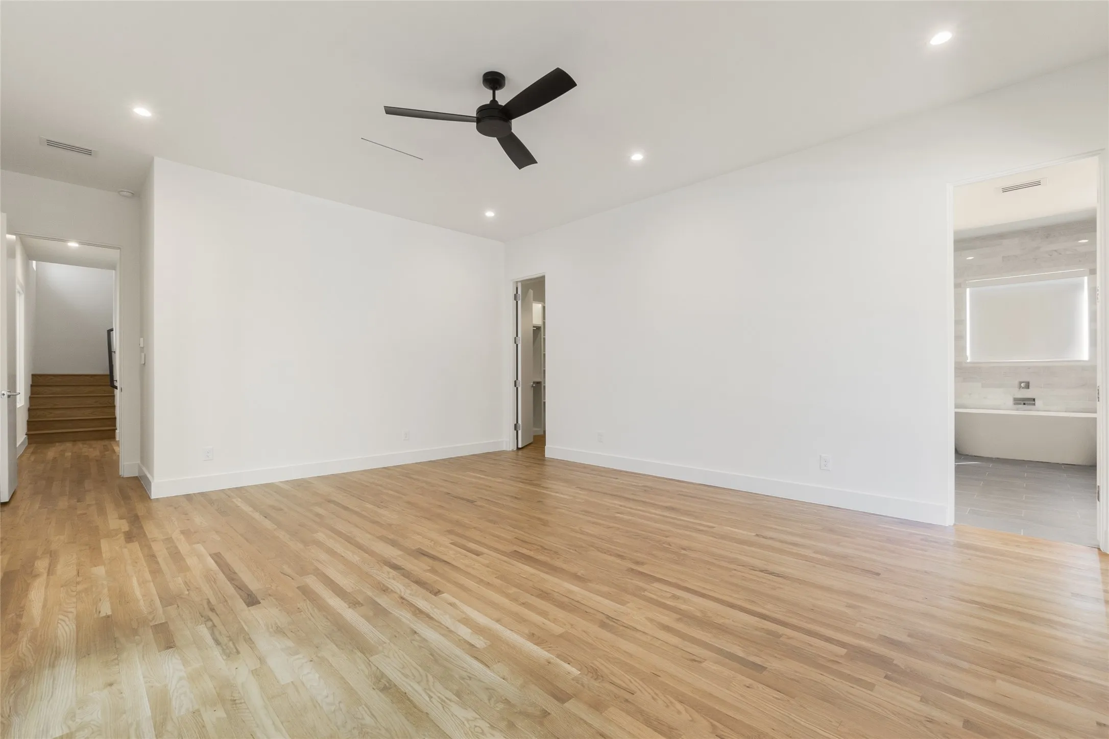 Duplex For Rent in Dallas County , 4420 Abbott Avenue, Dallas, Texas 75205, 3 Bedroom, 4 Bathroom, 2 Garage spaces, 3,716 Sqft, built in 2023, mls#21312954, Real Estate Agent in Dallas, Homes For Rent in Dallas county, Homes For Rent in Dallas, Realtor in Dallas Texas, Real Estate Brokerage Independent Realty Texas, Luminita Cordes Realtor