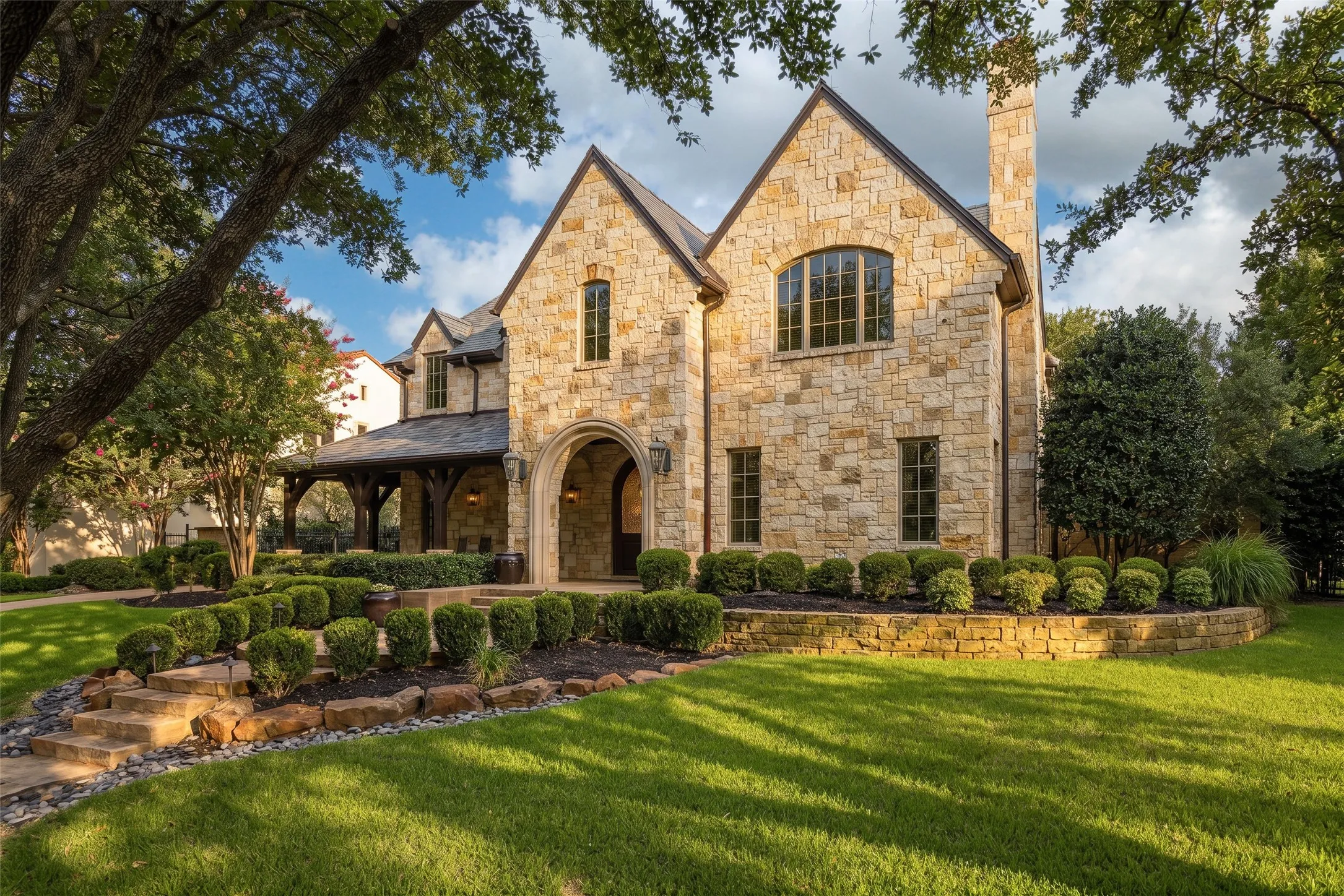 Single Family Residence For Sale in Tarrant County , 1400 Fountain Grass Court, Westlake, Texas 76262, 4 Bedroom, 6 Bathroom, 3 Garage spaces, 6,221 Sqft, built in 2005, mls#21311974, Real Estate Agent in Westlake, Homes For Sale in Tarrant county, Homes For Sale in Westlake, Realtor in Westlake Texas, Real Estate Brokerage Independent Realty Texas, Luminita Cordes Realtor