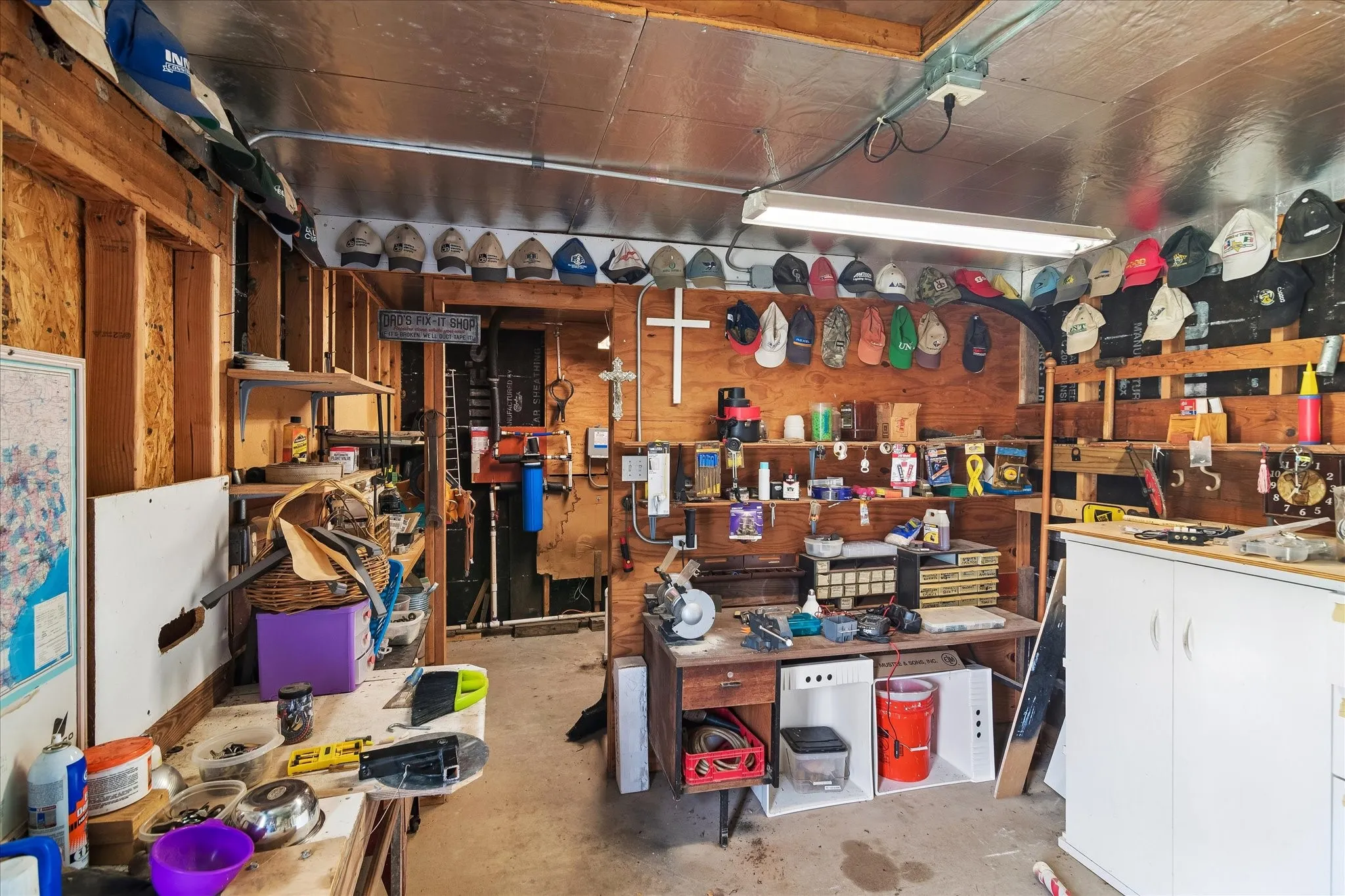 Farm For Sale in Denton County , 3007 Mc Reynolds Road, Sanger, Texas 76266, 5 Bedroom, 4 Bathroom, 2 Garage spaces, 3,616 Sqft, built in 1995, mls#21303145, Real Estate Agent in Sanger, Homes For Sale in Denton county, Homes For Sale in Sanger, Realtor in Sanger Texas, Real Estate Brokerage Independent Realty Texas, Luminita Cordes Realtor