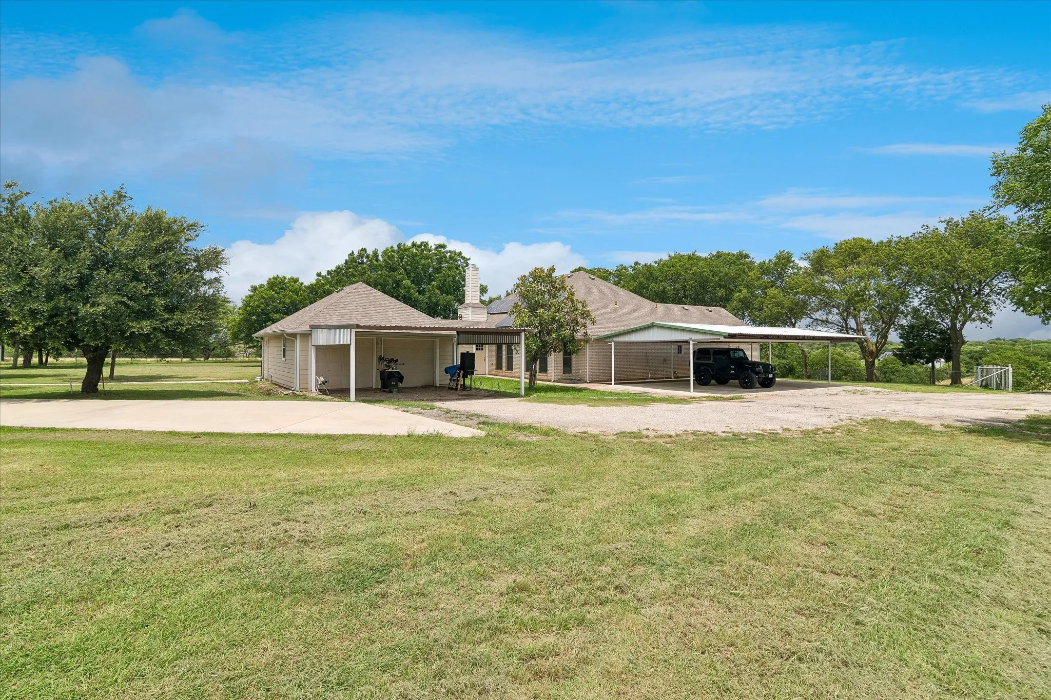 Farm For Sale in Denton County , 3007 Mc Reynolds Road, Sanger, Texas 76266, 5 Bedroom, 4 Bathroom, 2 Garage spaces, 3,616 Sqft, built in 1995, mls#21303145, Real Estate Agent in Sanger, Homes For Sale in Denton county, Homes For Sale in Sanger, Realtor in Sanger Texas, Real Estate Brokerage Independent Realty Texas, Luminita Cordes Realtor