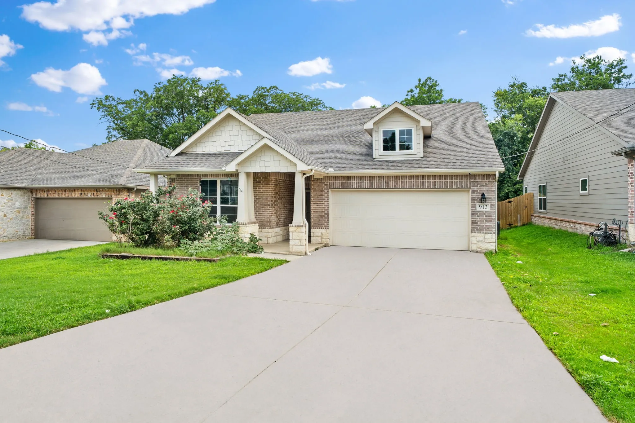 Single Family Residence For Sale in Hunt County , 913 Sayle, Greenville, Texas 75401, 3 Bedrooms, 2 Bathrooms, 2 Garage spaces, 1,571 Sqft, built in 2022, Price $235,000, mls#21309449, Real Estate Agent in Greenville, Homes For Sale in Hunt county, Homes For Sale in Greenville, Realtor in Greenville Texas, Real Estate Brokerage Independent Realty Texas, Luminita Cordes Realtor