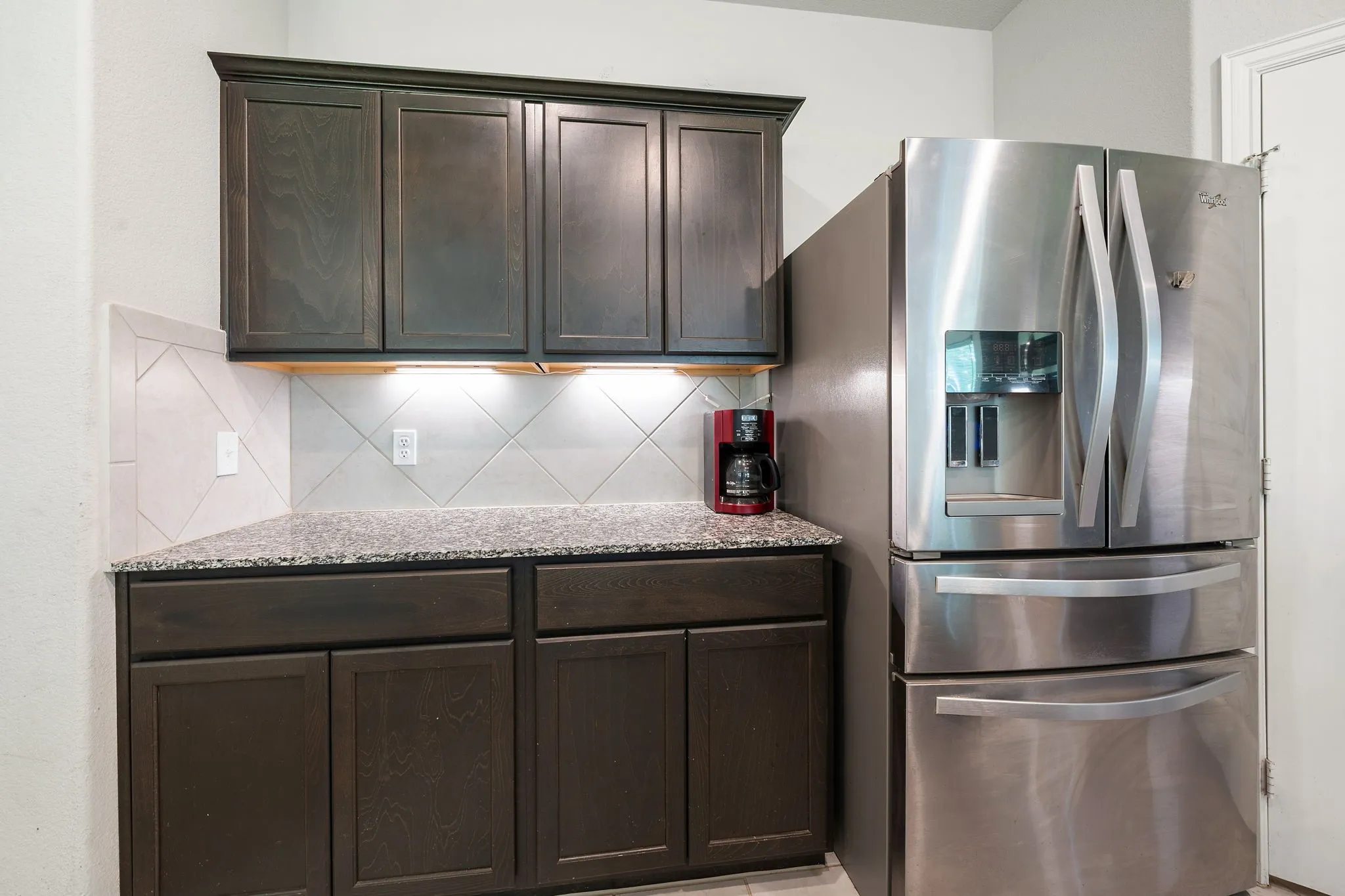 Single Family Residence For Sale in Hunt County , 913 Sayle, Greenville, Texas 75401, 3 Bedrooms, 2 Bathrooms, 2 Garage spaces, 1,571 Sqft, built in 2022, Price $235,000, mls#21309449, Real Estate Agent in Greenville, Homes For Sale in Hunt county, Homes For Sale in Greenville, Realtor in Greenville Texas, Real Estate Brokerage Independent Realty Texas, Luminita Cordes Realtor