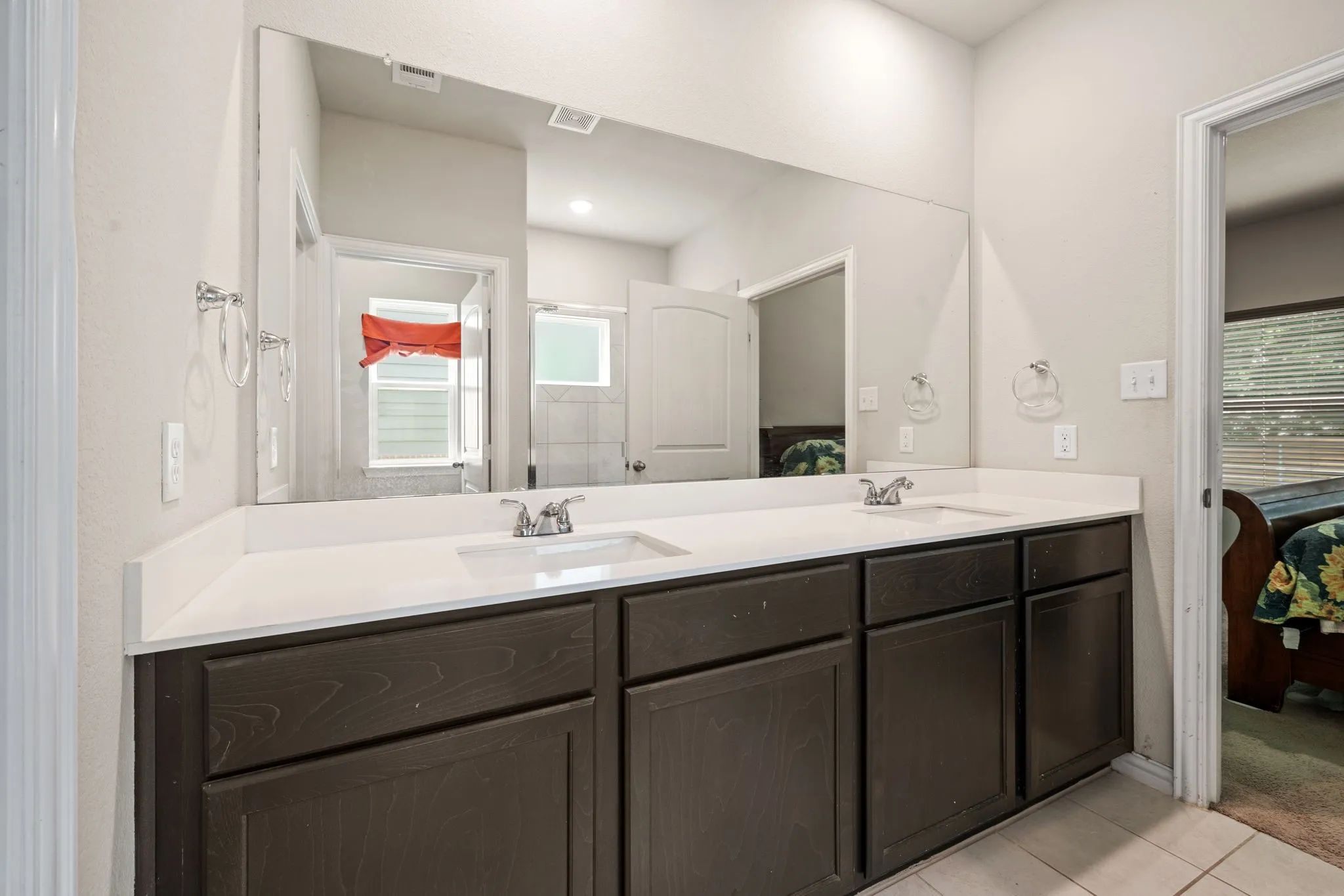 Single Family Residence For Sale in Hunt County , 913 Sayle, Greenville, Texas 75401, 3 Bedrooms, 2 Bathrooms, 2 Garage spaces, 1,571 Sqft, built in 2022, Price $235,000, mls#21309449, Real Estate Agent in Greenville, Homes For Sale in Hunt county, Homes For Sale in Greenville, Realtor in Greenville Texas, Real Estate Brokerage Independent Realty Texas, Luminita Cordes Realtor