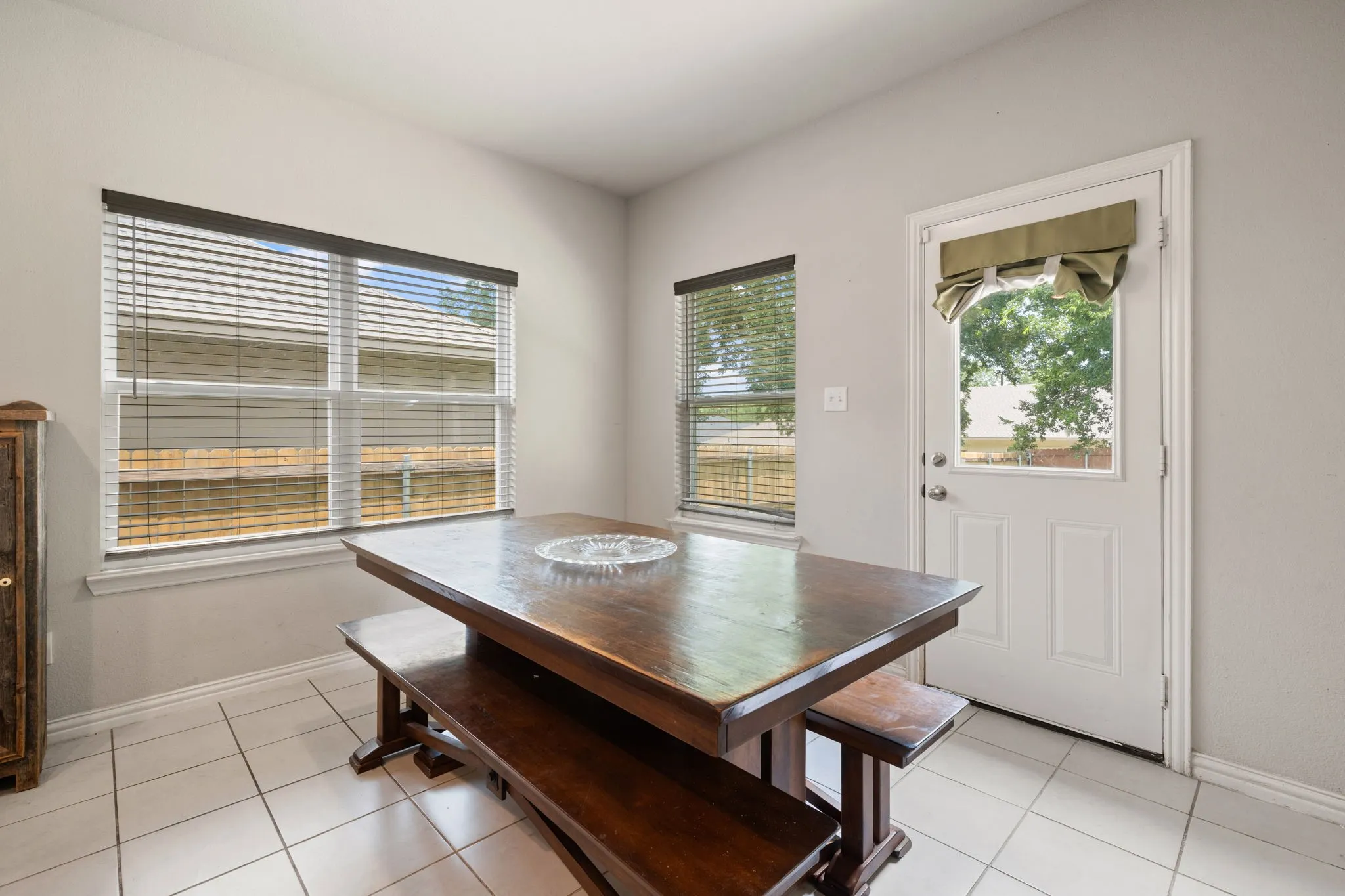 Single Family Residence For Sale in Hunt County , 913 Sayle, Greenville, Texas 75401, 3 Bedrooms, 2 Bathrooms, 2 Garage spaces, 1,571 Sqft, built in 2022, Price $235,000, mls#21309449, Real Estate Agent in Greenville, Homes For Sale in Hunt county, Homes For Sale in Greenville, Realtor in Greenville Texas, Real Estate Brokerage Independent Realty Texas, Luminita Cordes Realtor