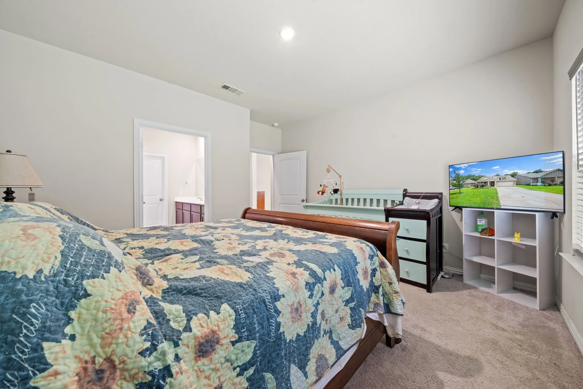 Single Family Residence For Sale in Hunt County , 913 Sayle, Greenville, Texas 75401, 3 Bedrooms, 2 Bathrooms, 2 Garage spaces, 1,571 Sqft, built in 2022, Price $235,000, mls#21309449, Real Estate Agent in Greenville, Homes For Sale in Hunt county, Homes For Sale in Greenville, Realtor in Greenville Texas, Real Estate Brokerage Independent Realty Texas, Luminita Cordes Realtor