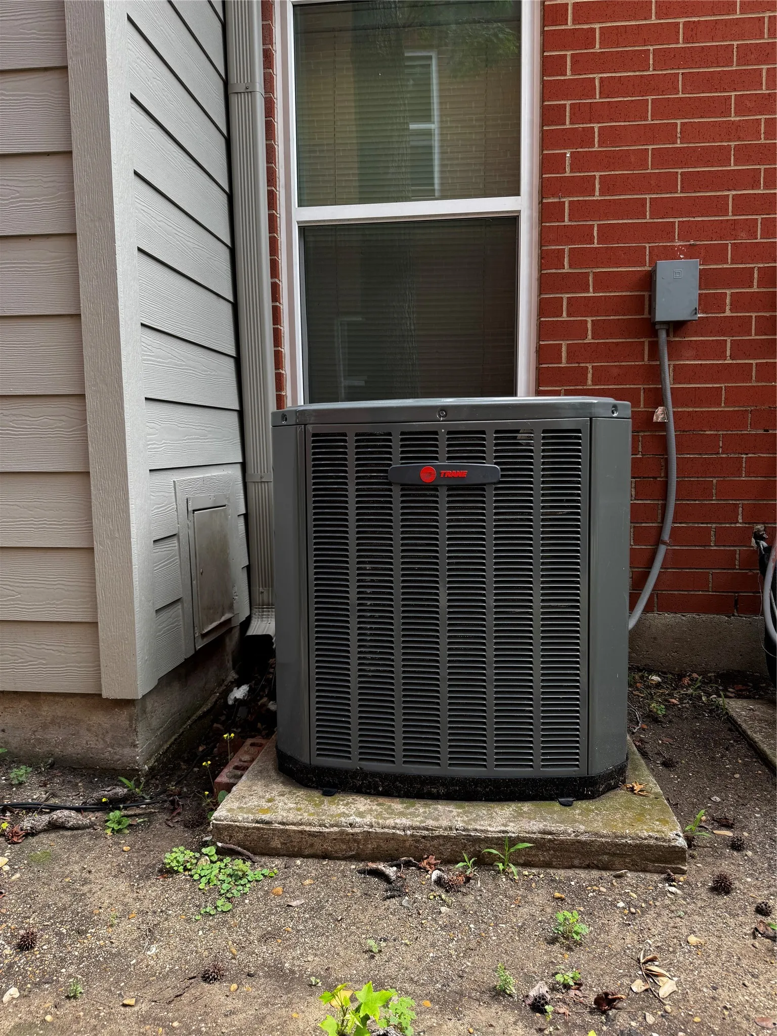 Condominium For Sale in Dallas County , 6900 Skillman Street 305, Dallas, Texas 75231, 2 Bedroom, 2 Bathroom, Garage spaces, 964 Sqft, built in 1981, mls#21313316, Real Estate Agent in Dallas, Homes For Sale in Dallas county, Homes For Sale in Dallas, Realtor in Dallas Texas, Real Estate Brokerage Independent Realty Texas, Luminita Cordes Realtor