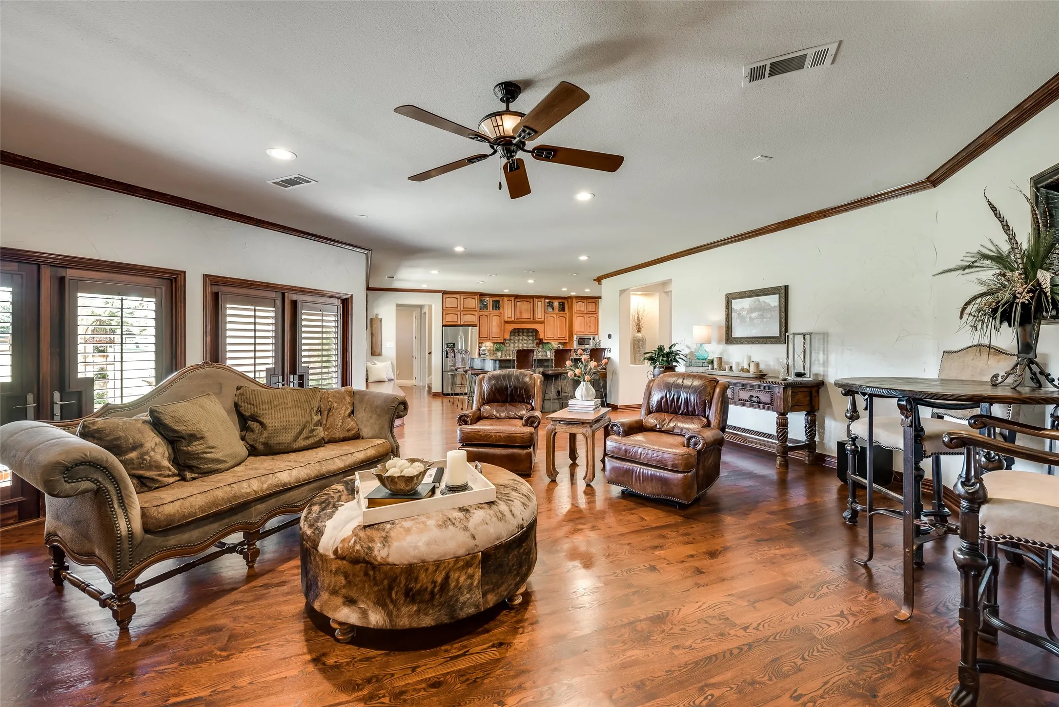 Single Family Residence For Sale in Denton County , 2012 Winthrop Hill Road, Denton, Texas 76226, 4 Bedroom, 4 Bathroom, 2 Garage spaces, 3,922 Sqft, built in 2006, mls#21287614, Real Estate Agent in Denton, Homes For Sale in Denton county, Homes For Sale in Denton, Realtor in Denton Texas, Real Estate Brokerage Independent Realty Texas, Luminita Cordes Realtor