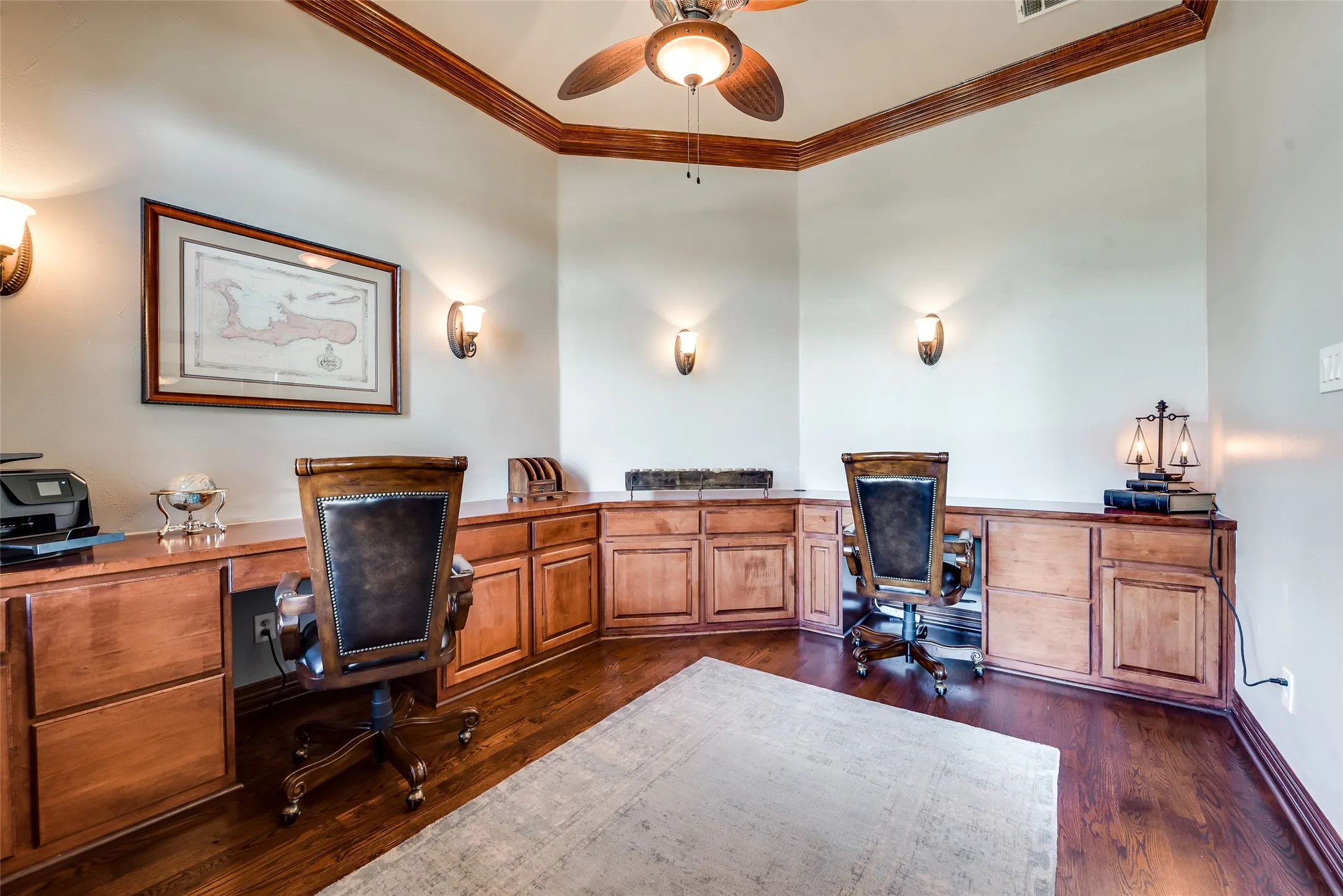 Single Family Residence For Sale in Denton County , 2012 Winthrop Hill Road, Denton, Texas 76226, 4 Bedroom, 4 Bathroom, 2 Garage spaces, 3,922 Sqft, built in 2006, mls#21287614, Real Estate Agent in Denton, Homes For Sale in Denton county, Homes For Sale in Denton, Realtor in Denton Texas, Real Estate Brokerage Independent Realty Texas, Luminita Cordes Realtor