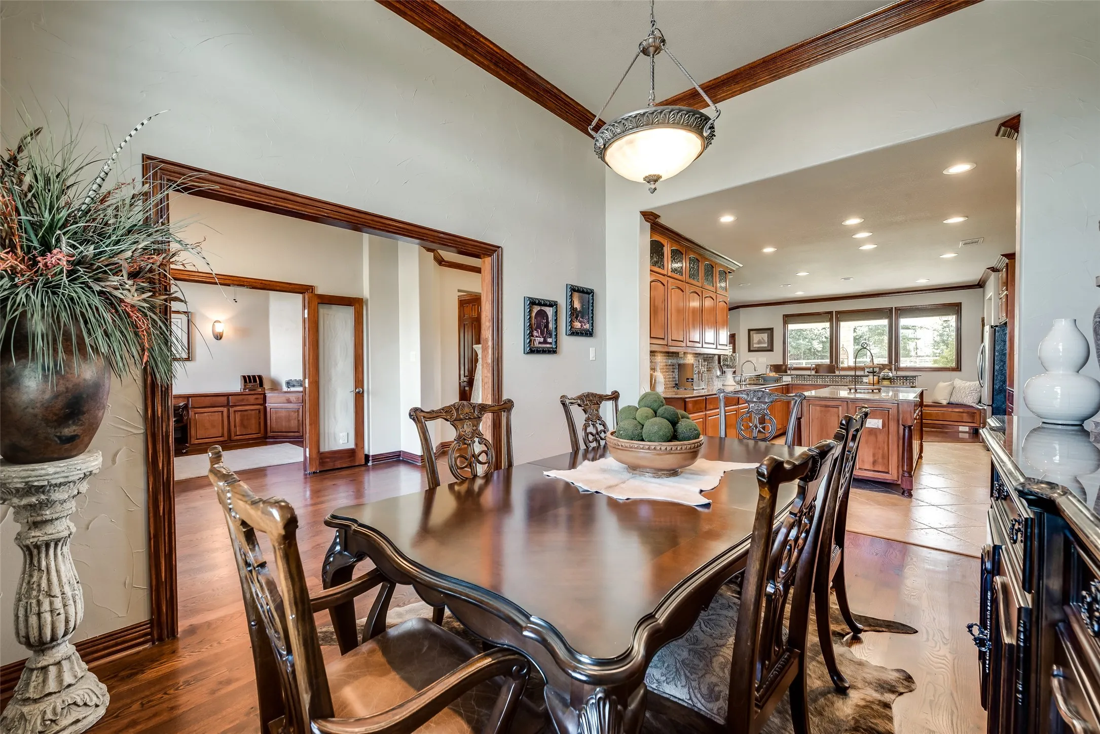 Single Family Residence For Sale in Denton County , 2012 Winthrop Hill Road, Denton, Texas 76226, 4 Bedroom, 4 Bathroom, 2 Garage spaces, 3,922 Sqft, built in 2006, mls#21287614, Real Estate Agent in Denton, Homes For Sale in Denton county, Homes For Sale in Denton, Realtor in Denton Texas, Real Estate Brokerage Independent Realty Texas, Luminita Cordes Realtor