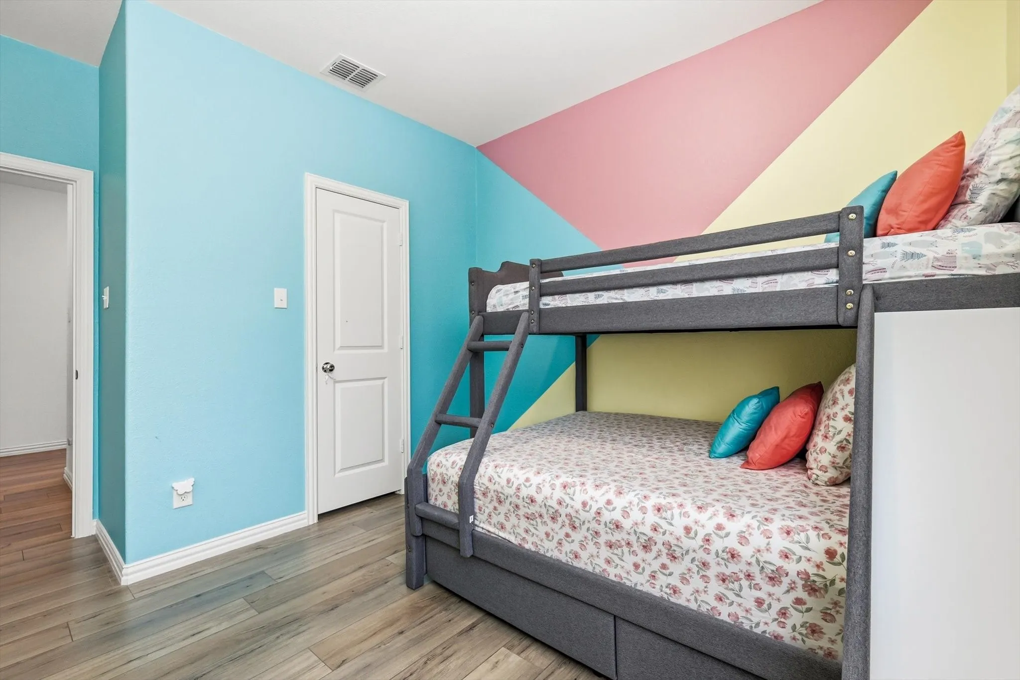 Bedroom 4 with walk in closet